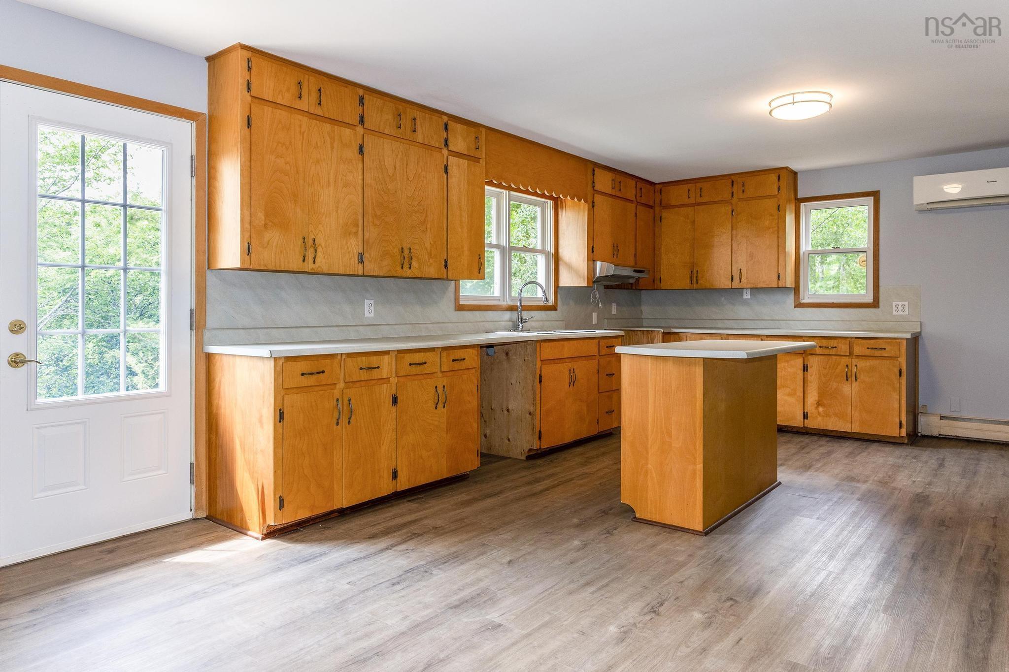 $339,900.00: 1207 Truro Road, Hilden