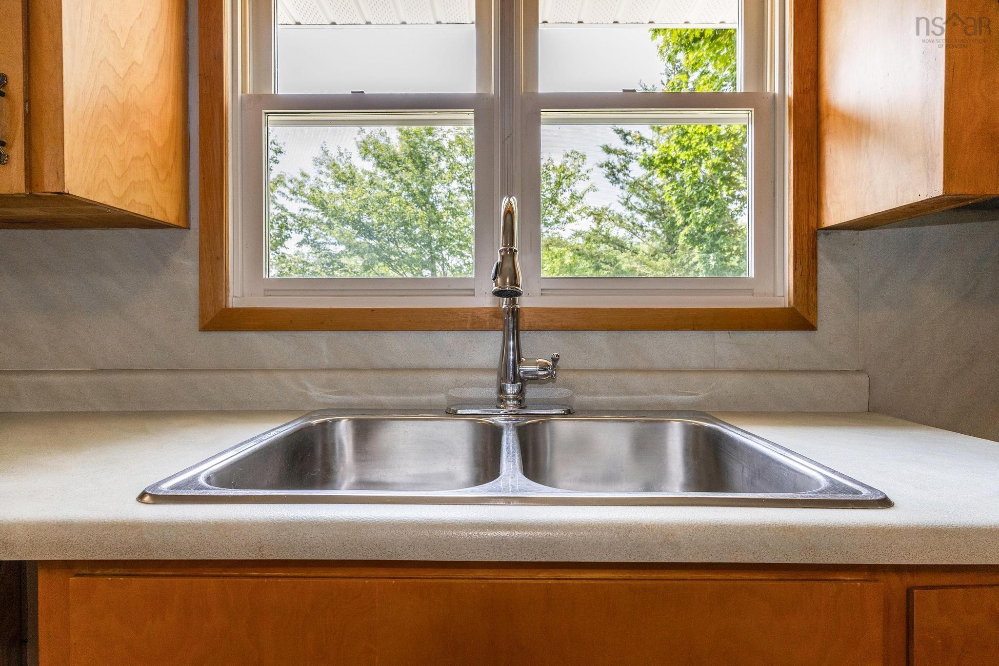 $339,900.00: 1207 Truro Road, Hilden