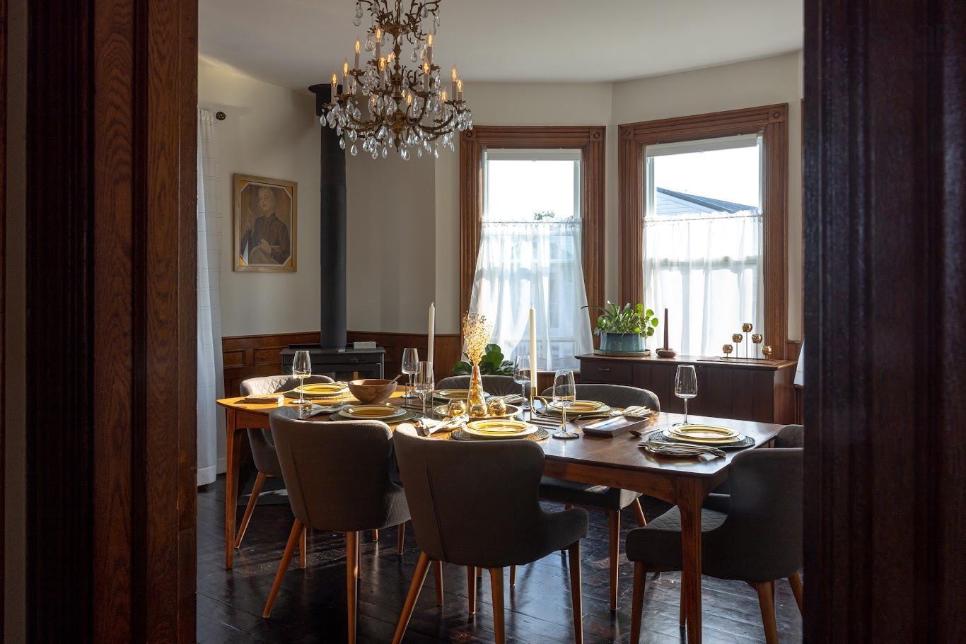 $699,900.00: 235 North Side Road, Riverport