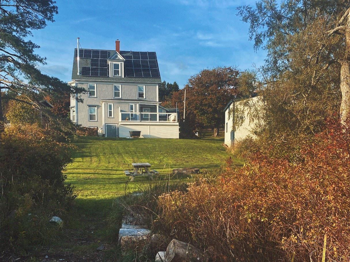 $699,900.00: 235 North Side Road, Riverport