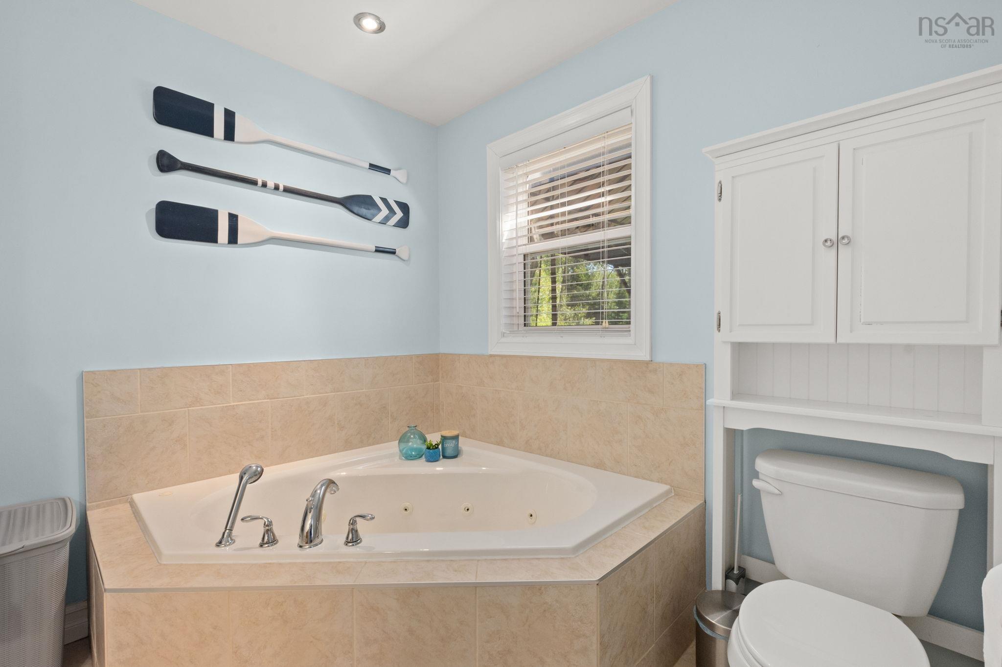 $674,900.00: 285 Gammon Lake Drive, Lawrencetown