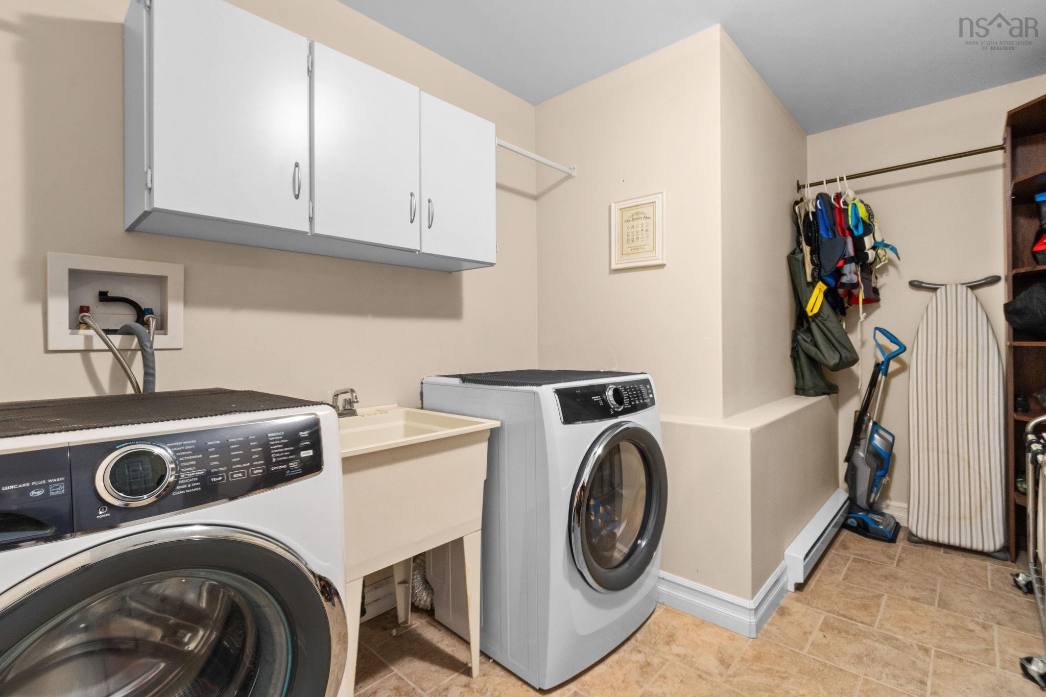 $674,900.00: 285 Gammon Lake Drive, Lawrencetown