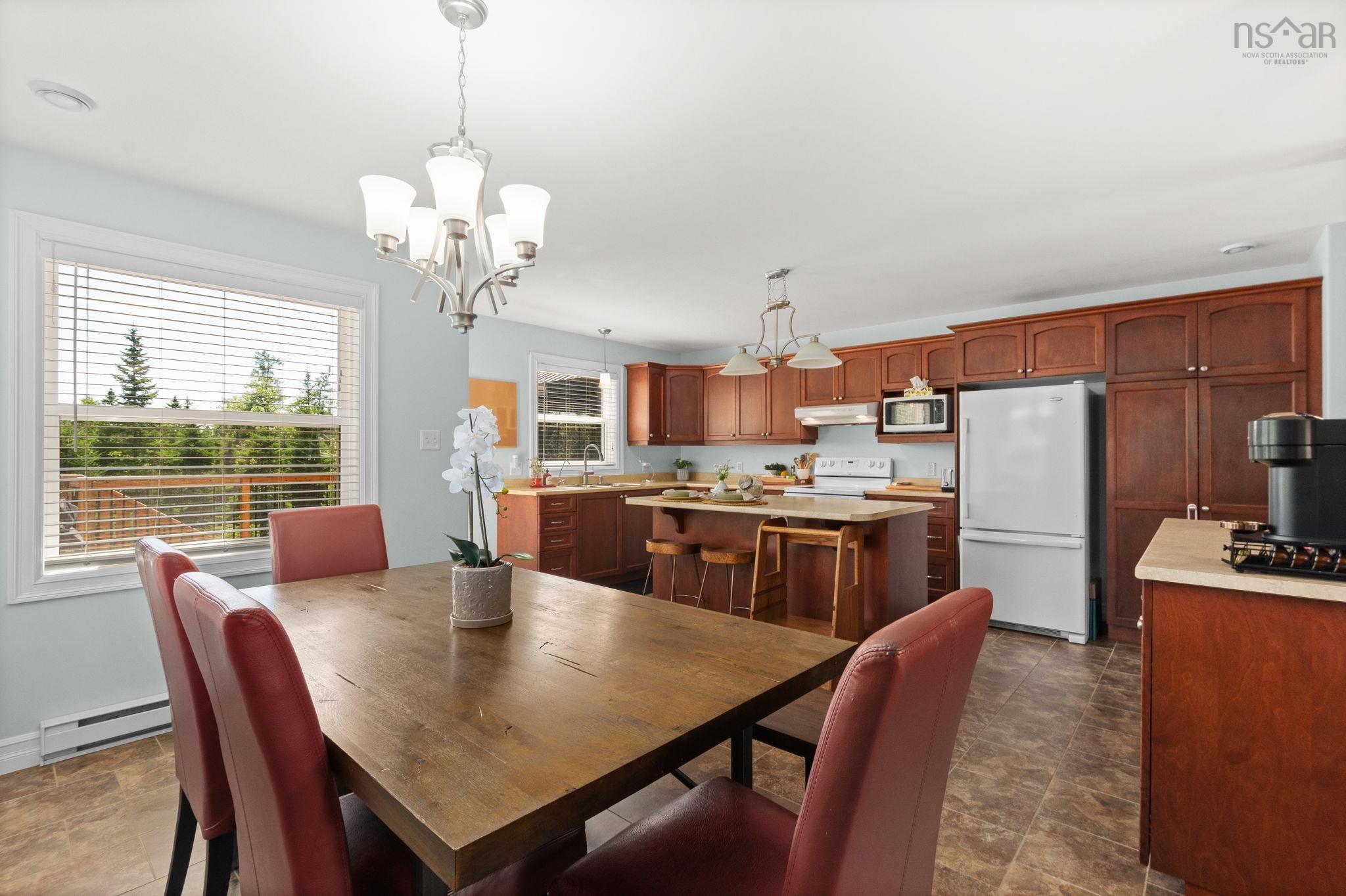 $674,900.00: 285 Gammon Lake Drive, Lawrencetown