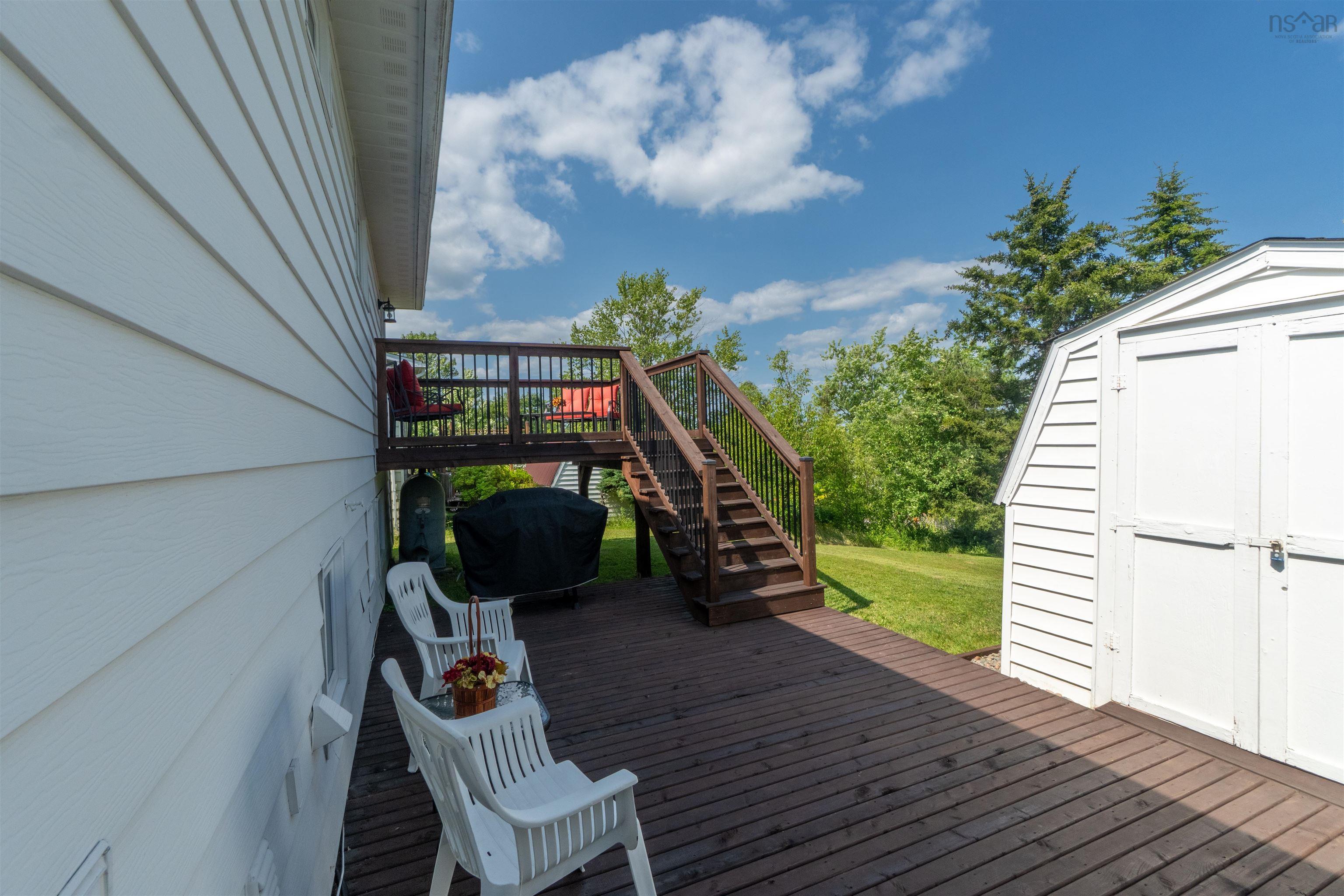 $475,000.00: 274 Poplar Drive, Cole Harbour