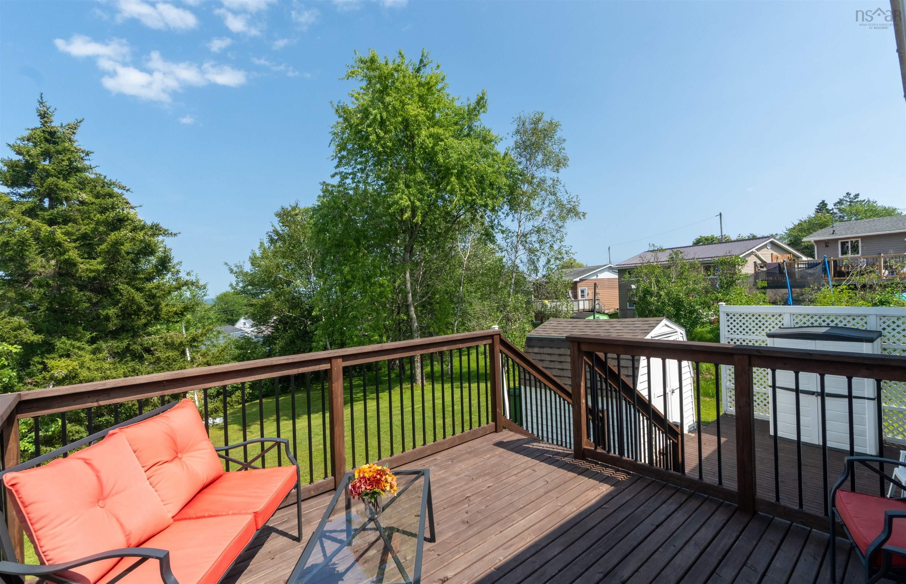 $475,000.00: 274 Poplar Drive, Cole Harbour