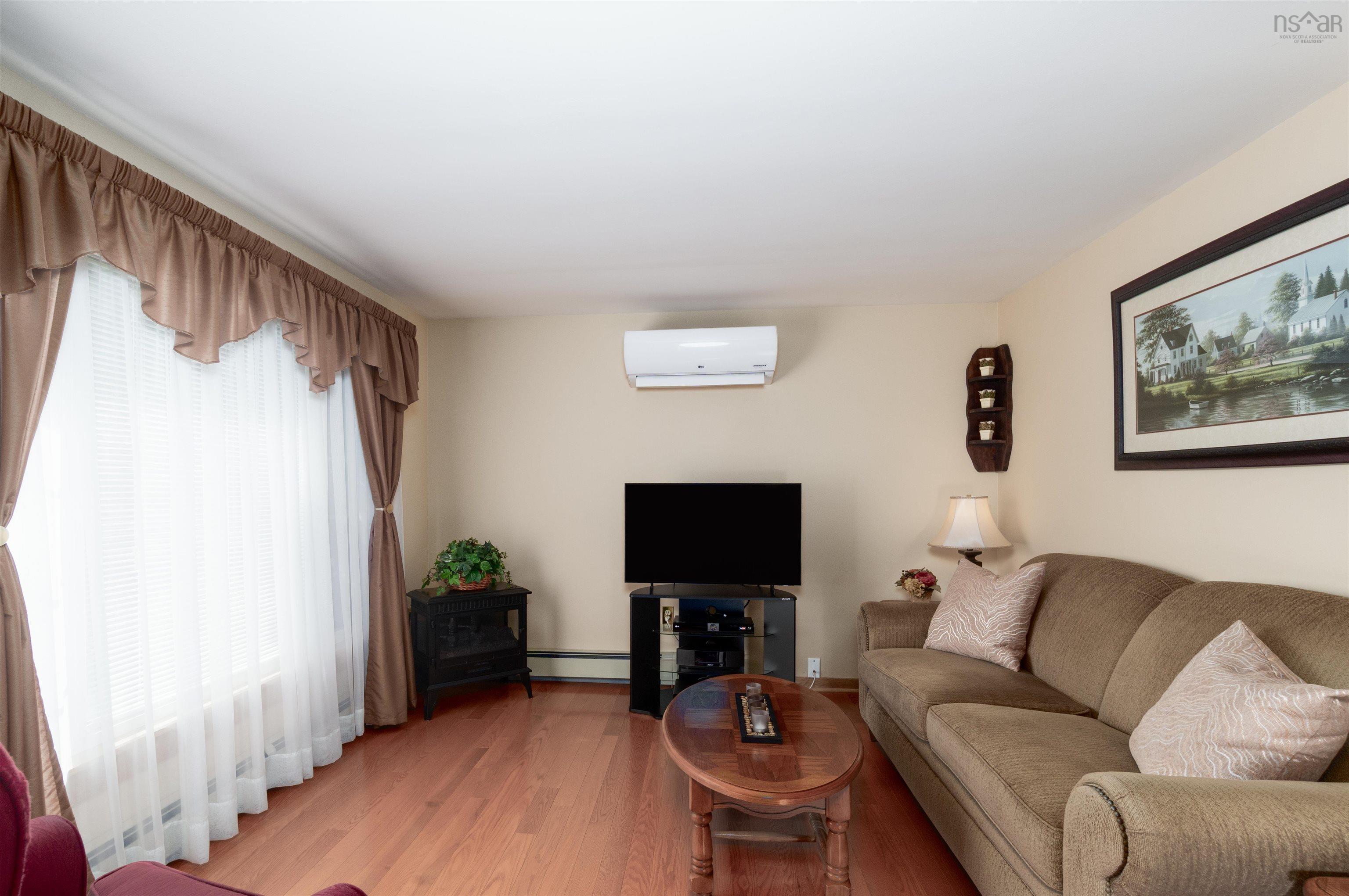 $475,000.00: 274 Poplar Drive, Cole Harbour