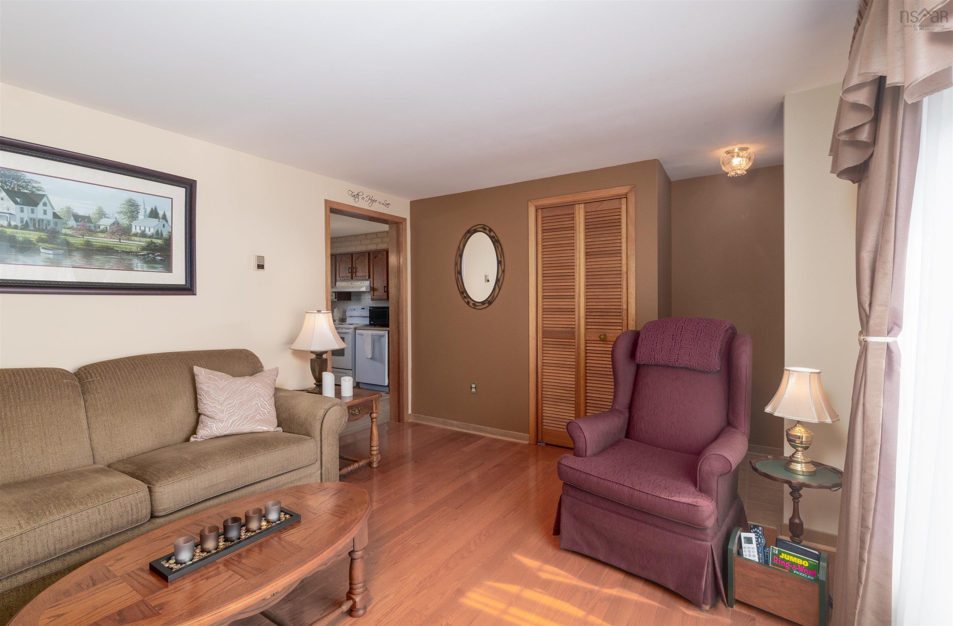 $475,000.00: 274 Poplar Drive, Cole Harbour