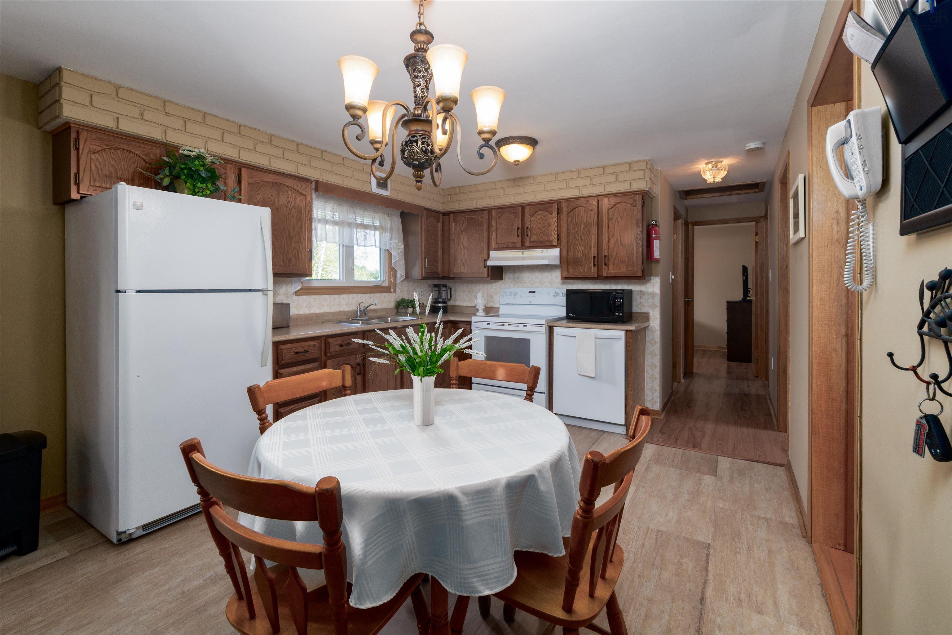 $475,000.00: 274 Poplar Drive, Cole Harbour