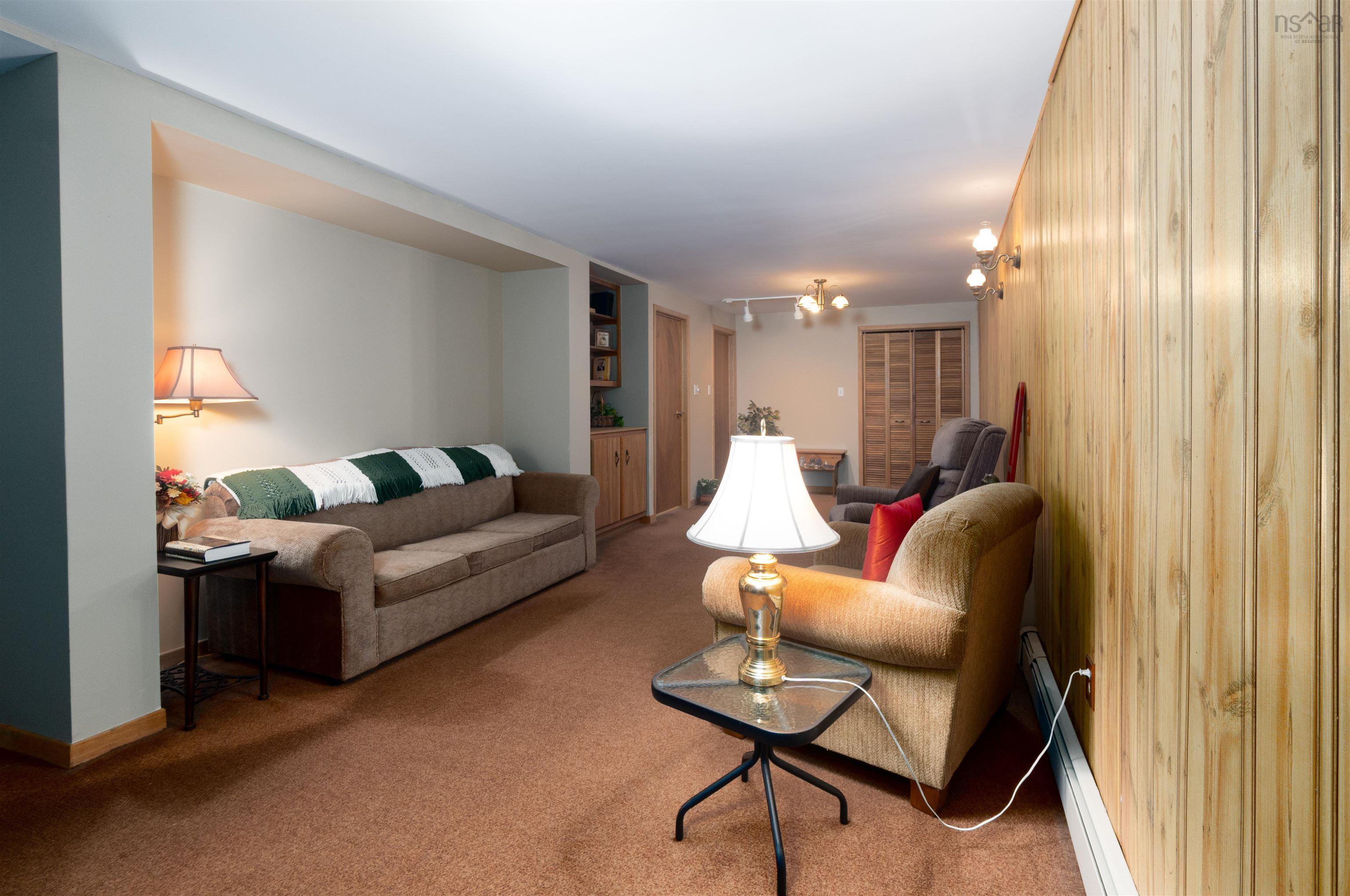 $475,000.00: 274 Poplar Drive, Cole Harbour