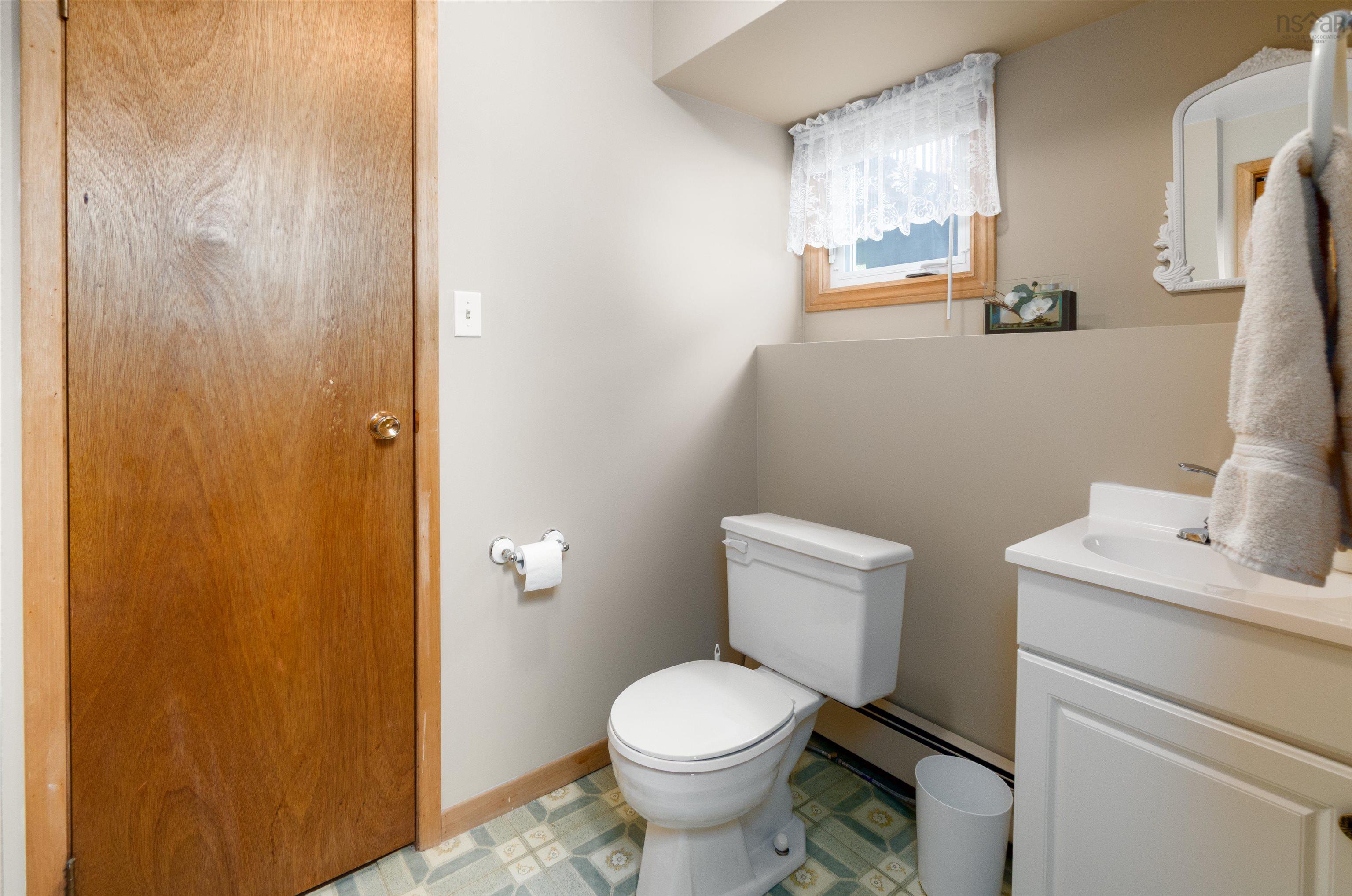 $475,000.00: 274 Poplar Drive, Cole Harbour