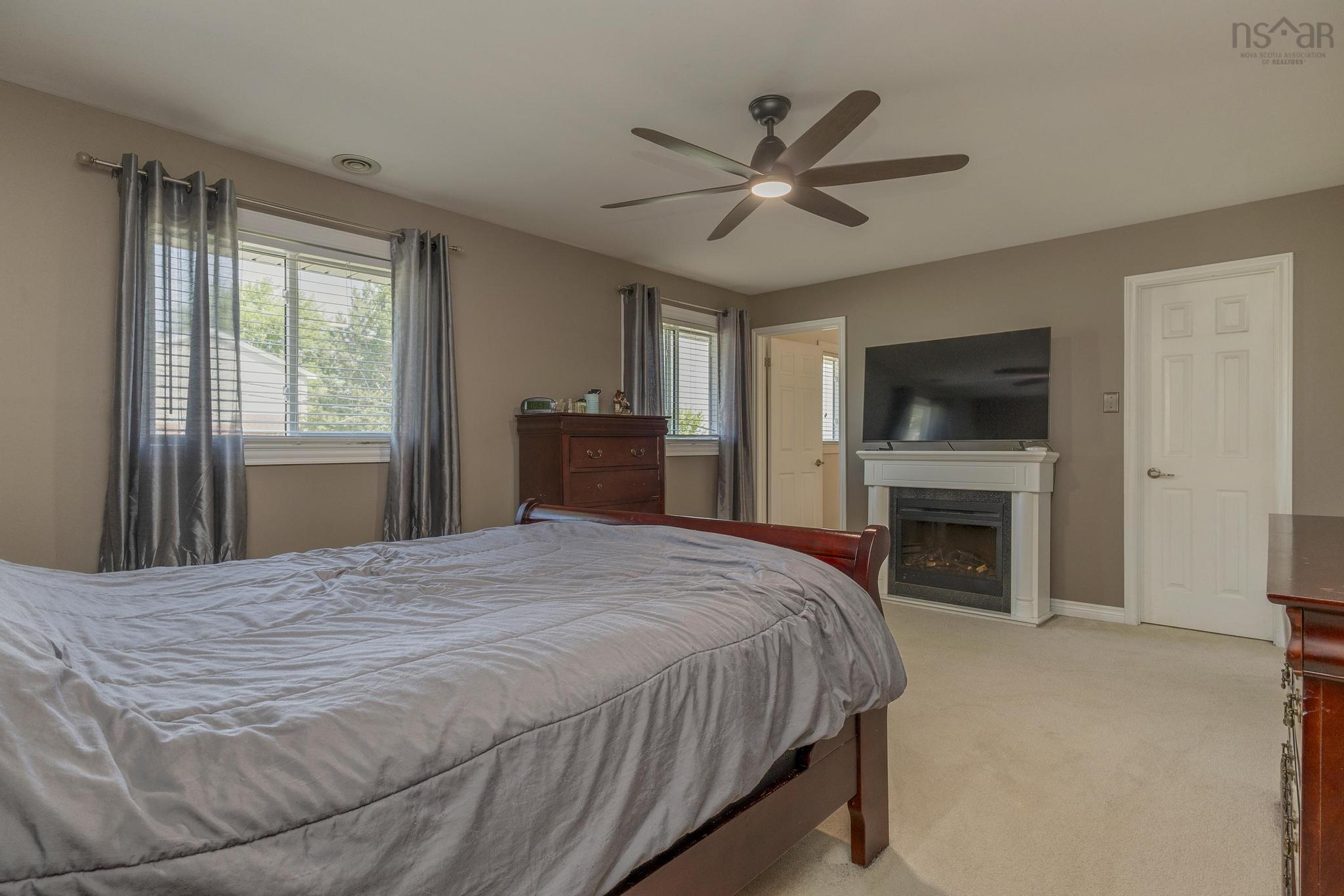 $719,000.00: 121 Greenwich Drive, Dartmouth