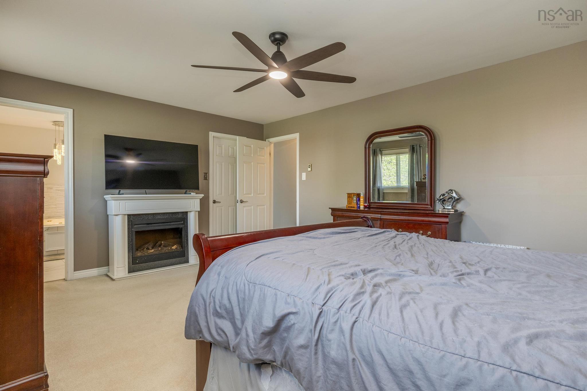 $719,000.00: 121 Greenwich Drive, Dartmouth