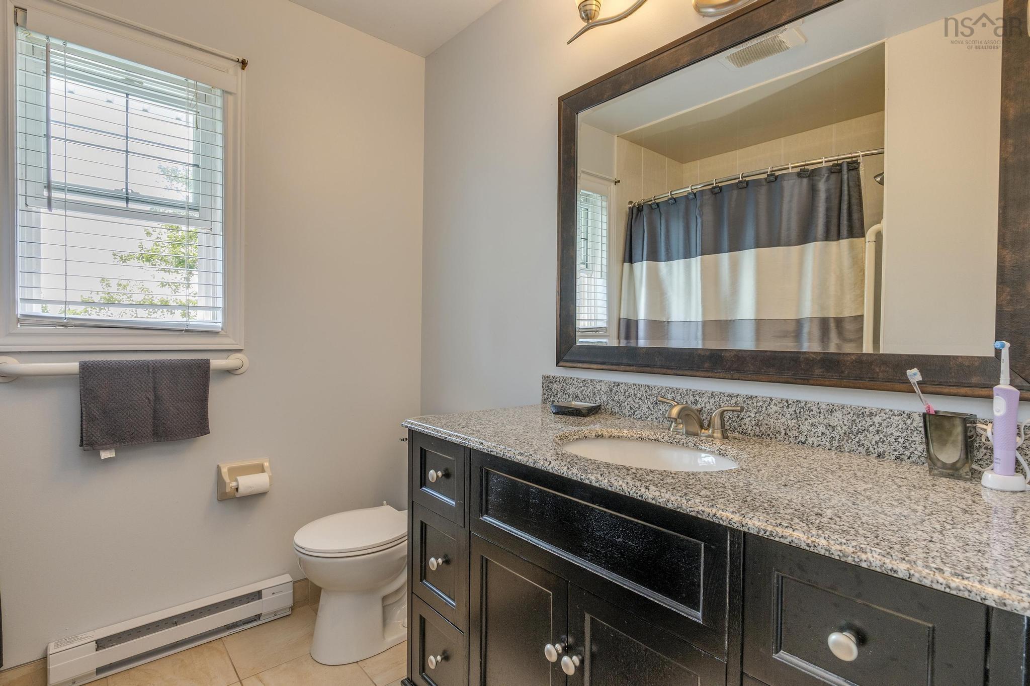 $719,000.00: 121 Greenwich Drive, Dartmouth