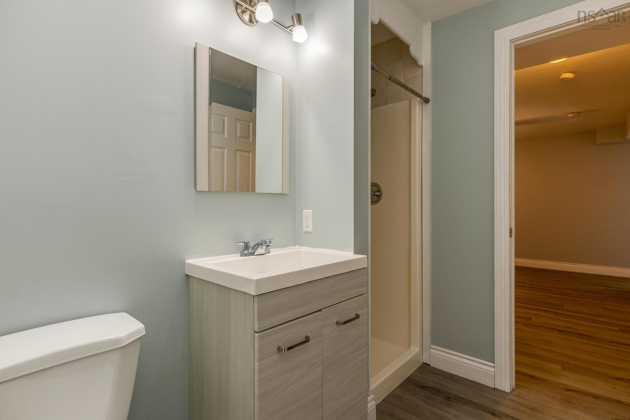 $719,000.00: 121 Greenwich Drive, Dartmouth