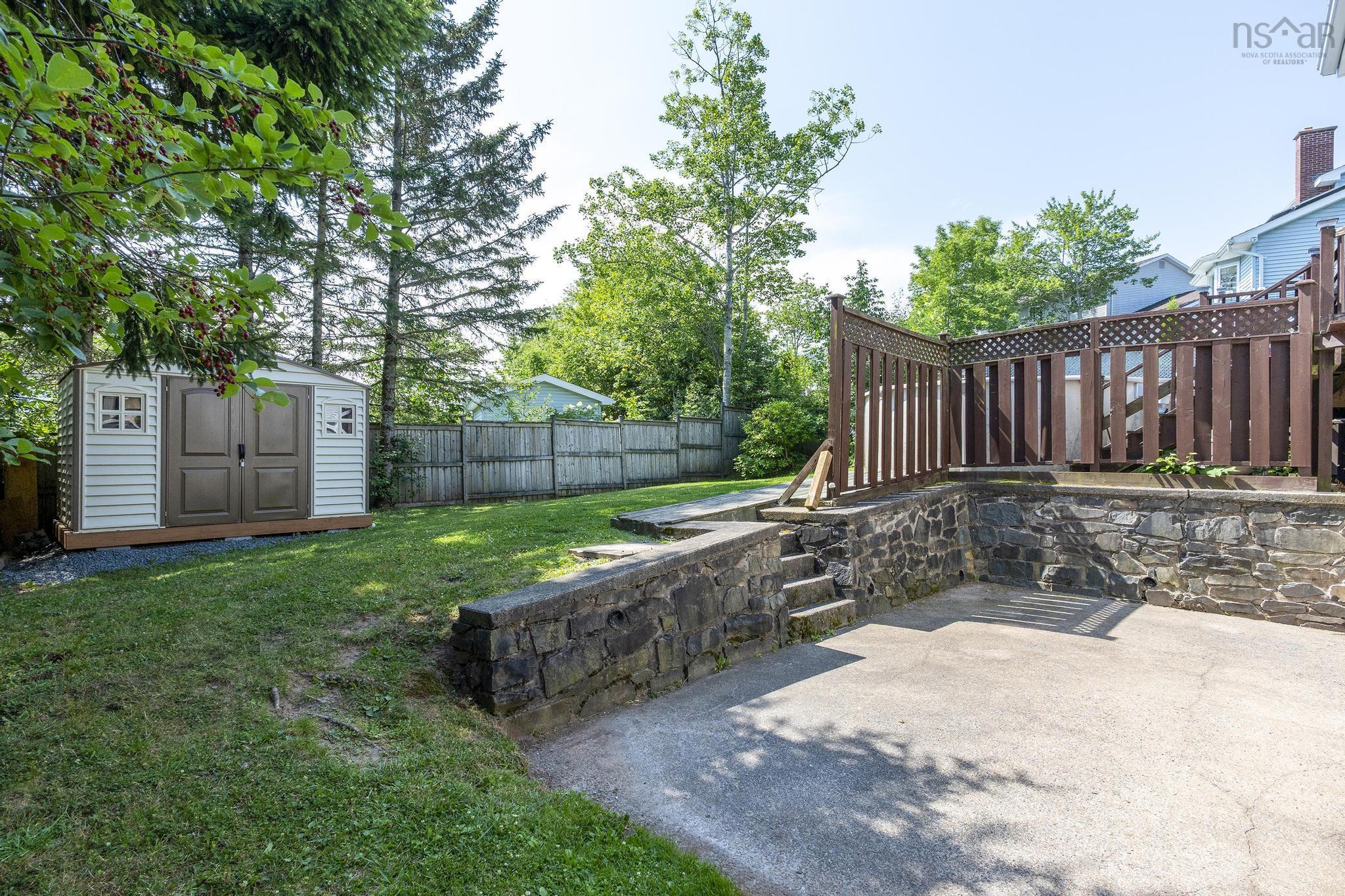 $719,000.00: 121 Greenwich Drive, Dartmouth