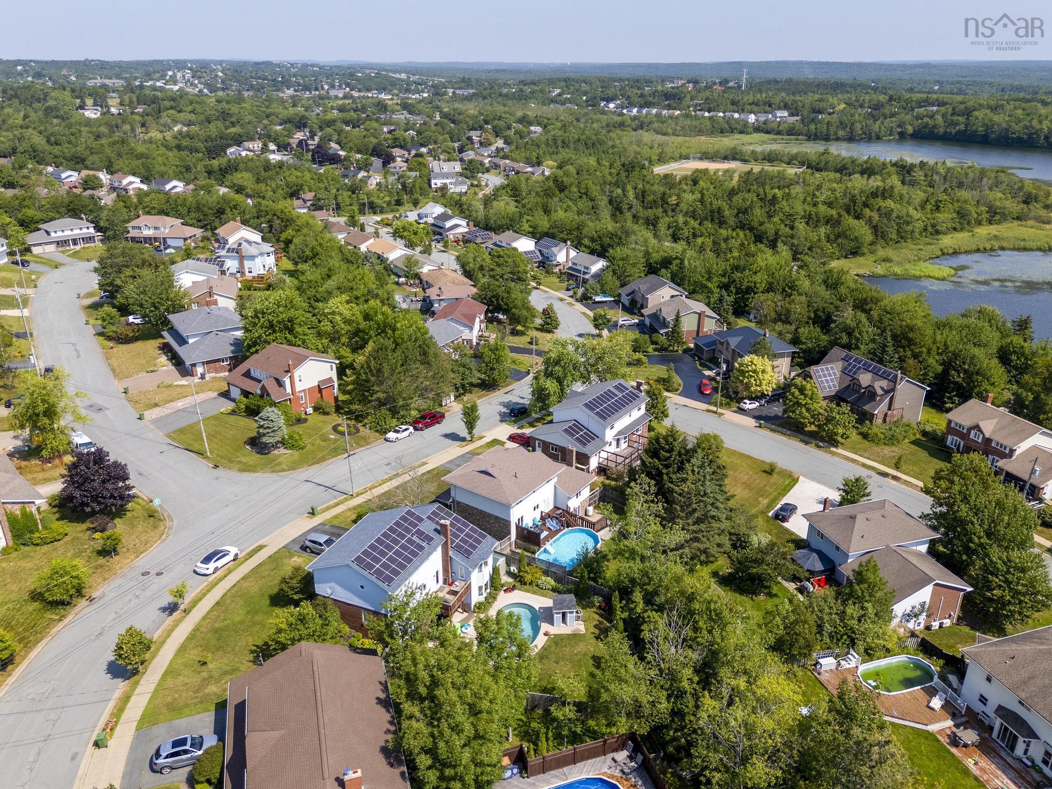 $719,000.00: 121 Greenwich Drive, Dartmouth