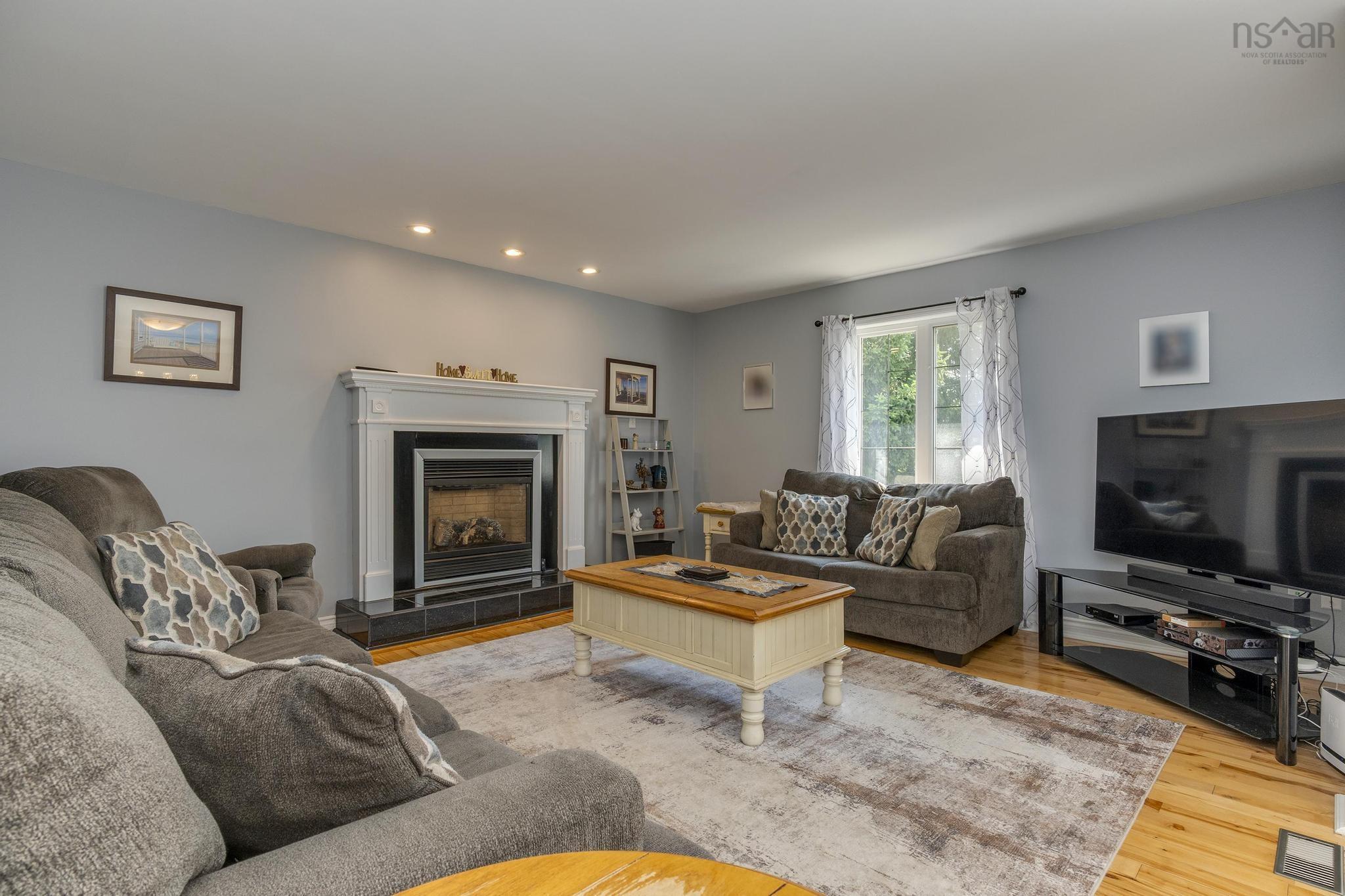 $719,000.00: 121 Greenwich Drive, Dartmouth