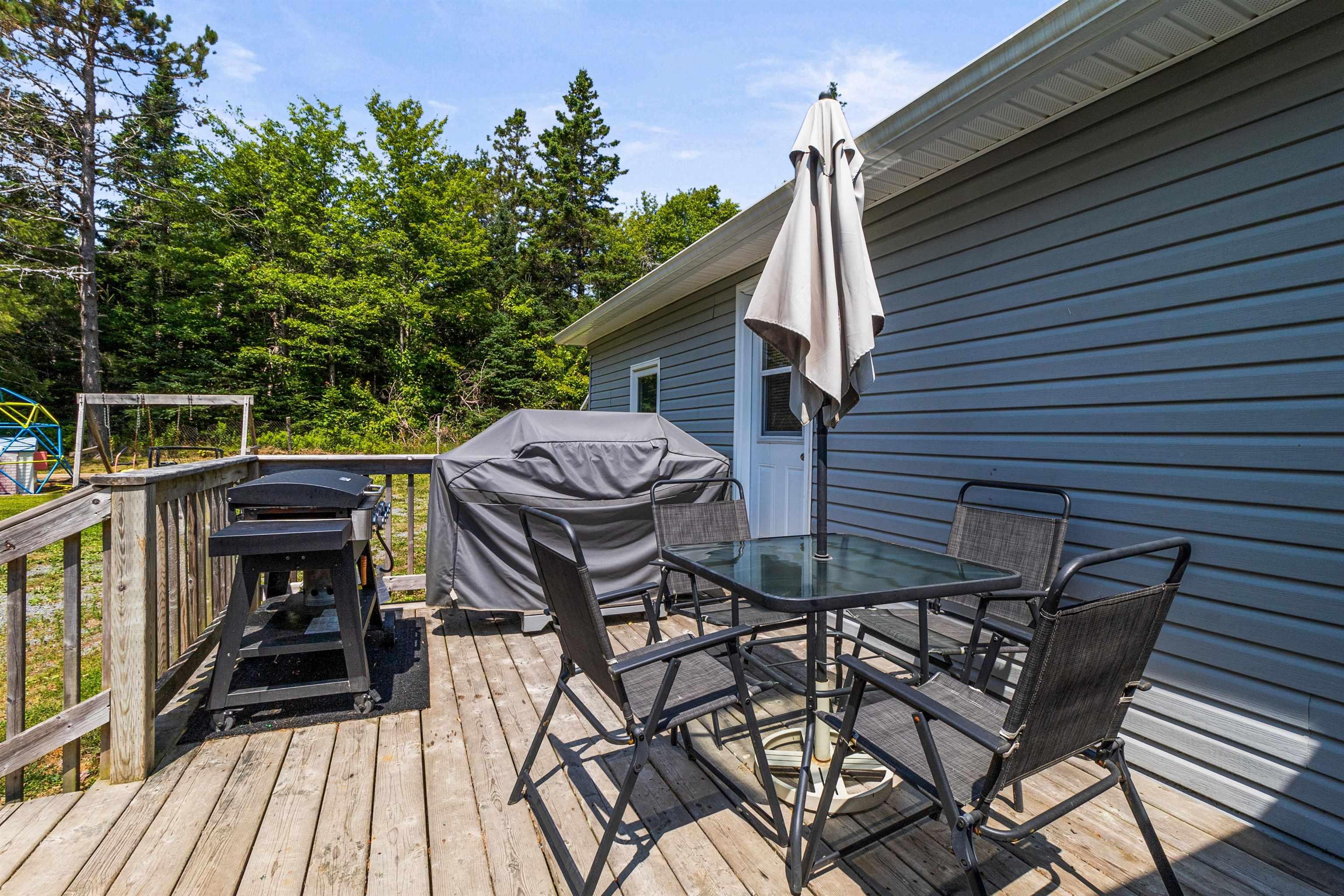 $299,900.00: 777 Collier Road E, Ardoise