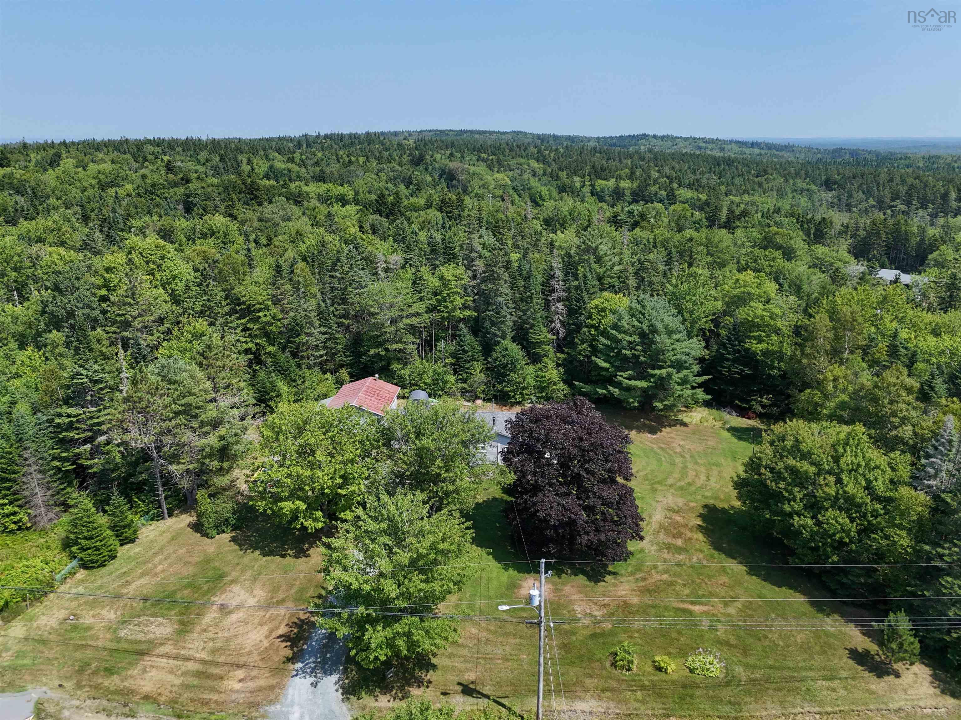 $299,900.00: 777 Collier Road E, Ardoise