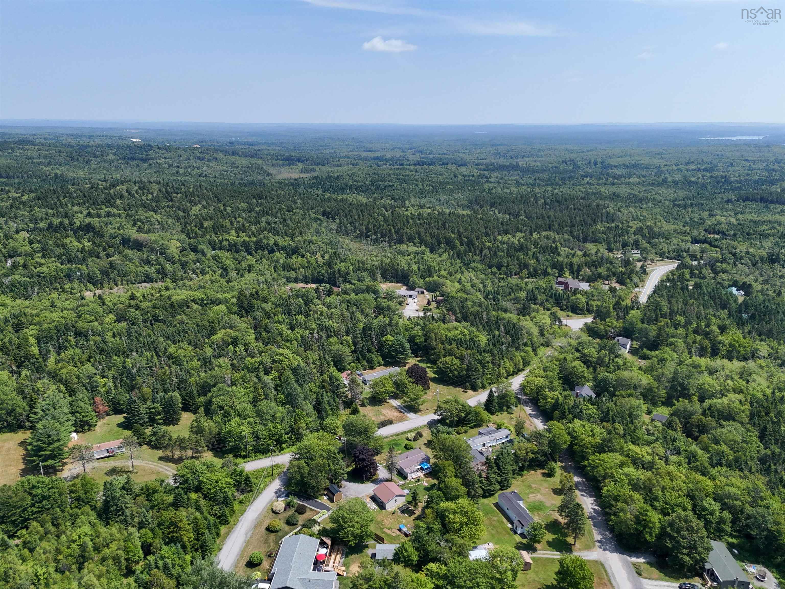 $299,900.00: 777 Collier Road E, Ardoise