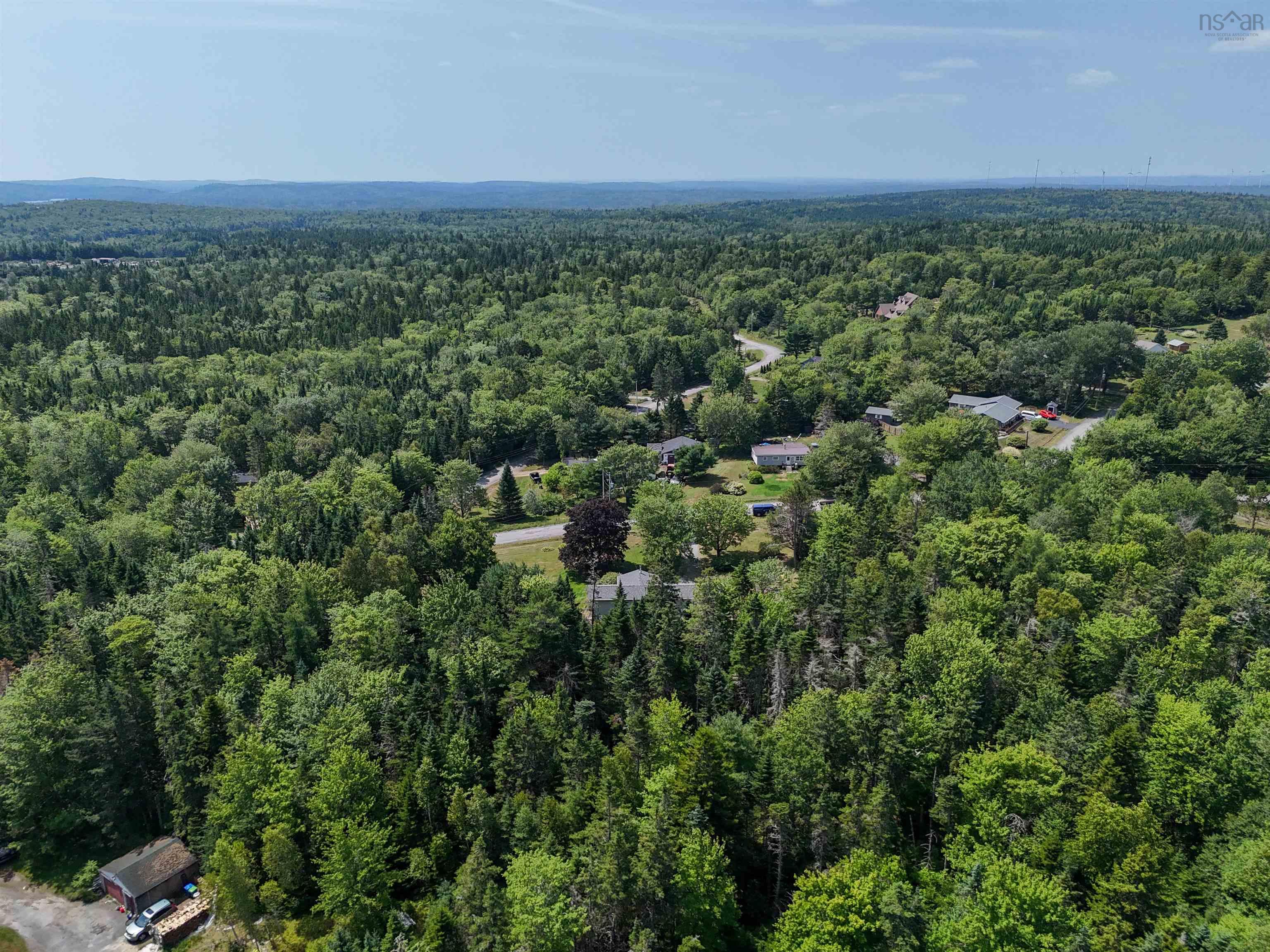 $299,900.00: 777 Collier Road E, Ardoise