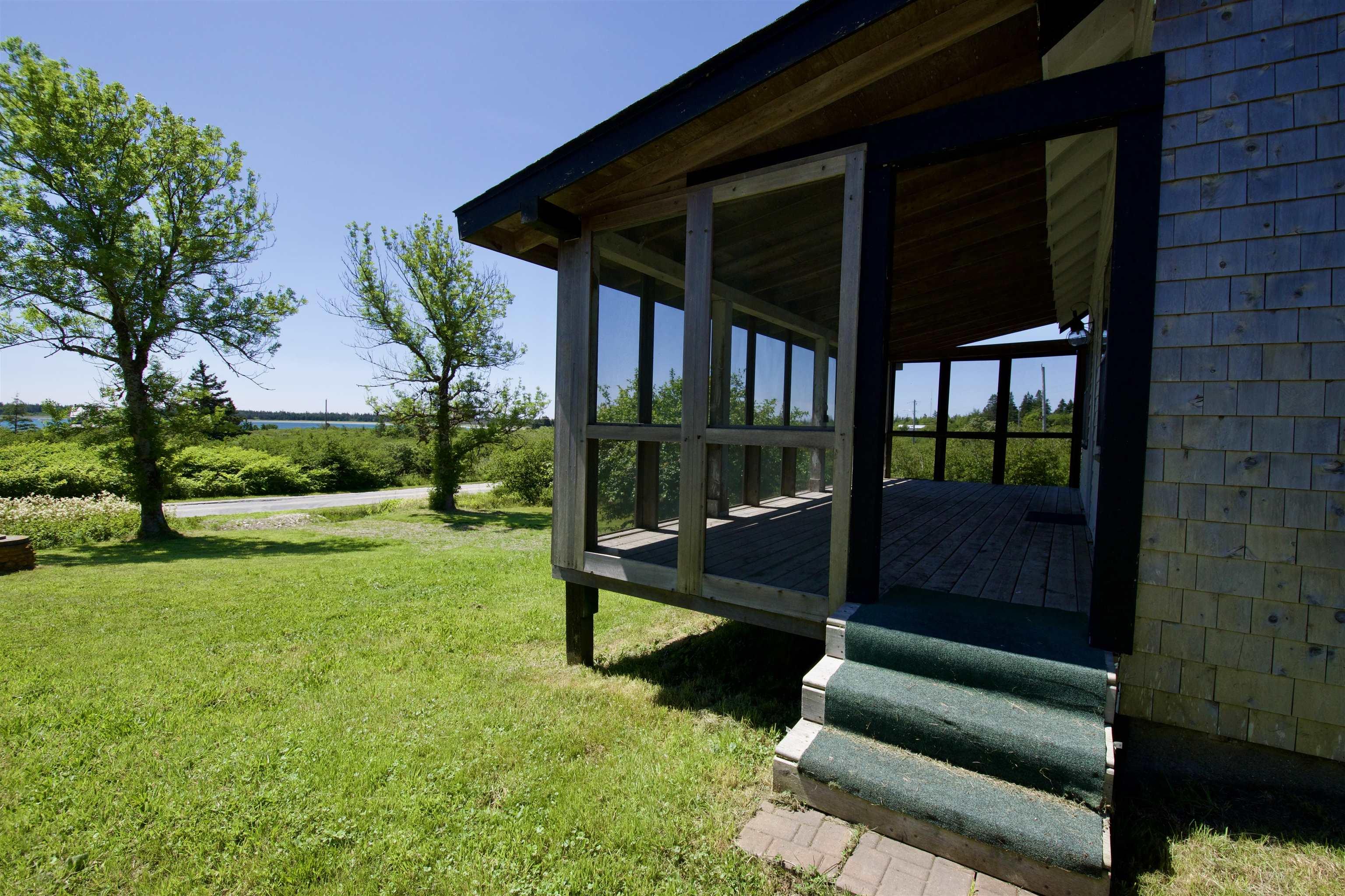 $259,000.00: 2450 West Sable Road, Little Harbour