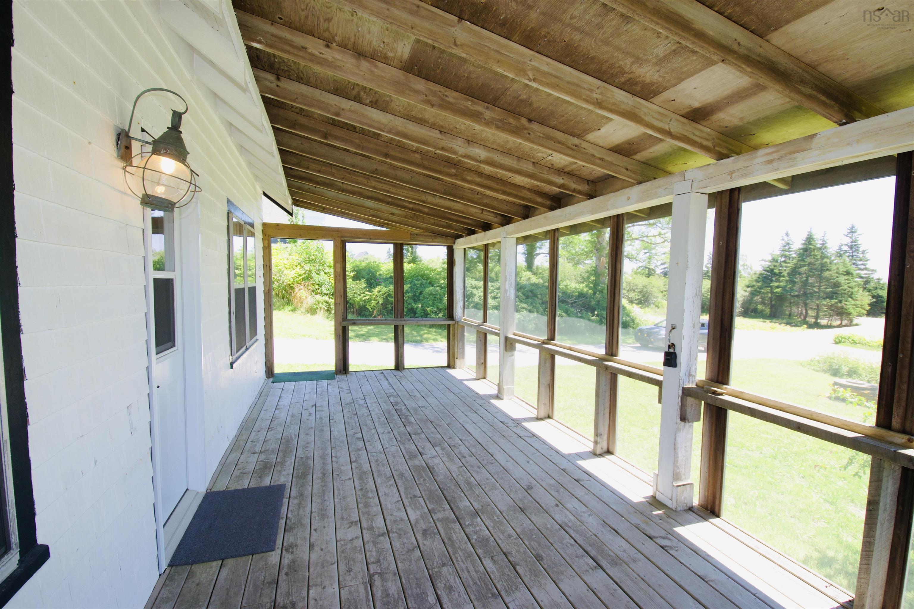 $259,000.00: 2450 West Sable Road, Little Harbour