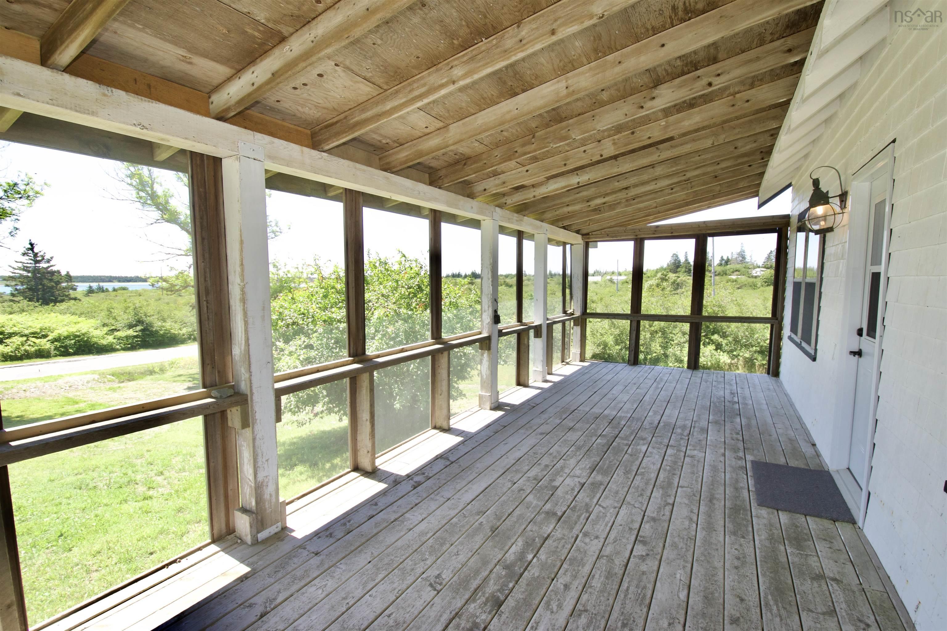 $259,000.00: 2450 West Sable Road, Little Harbour