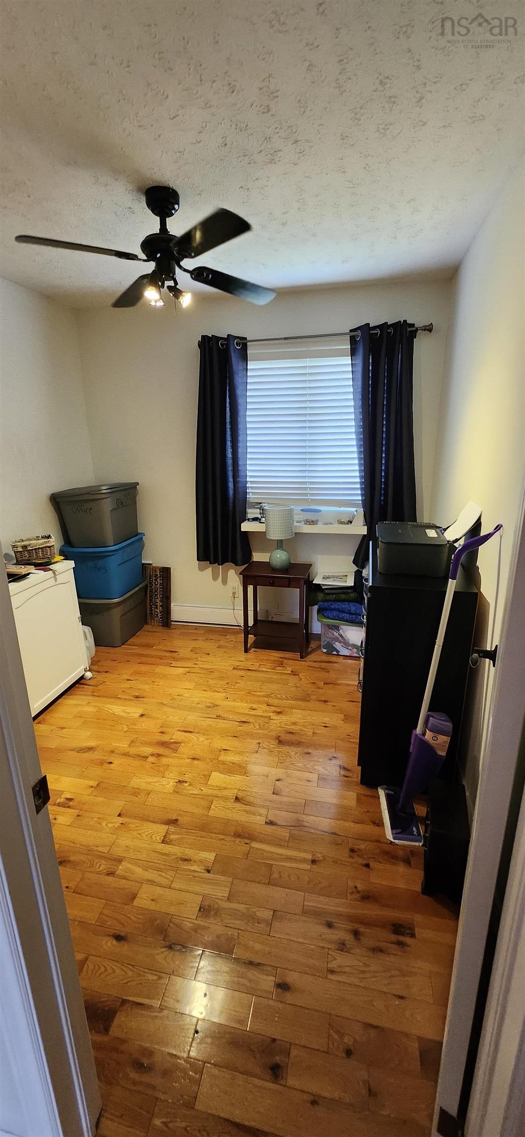 $399,900.00: 13 Lupin Lane, Tanglewood