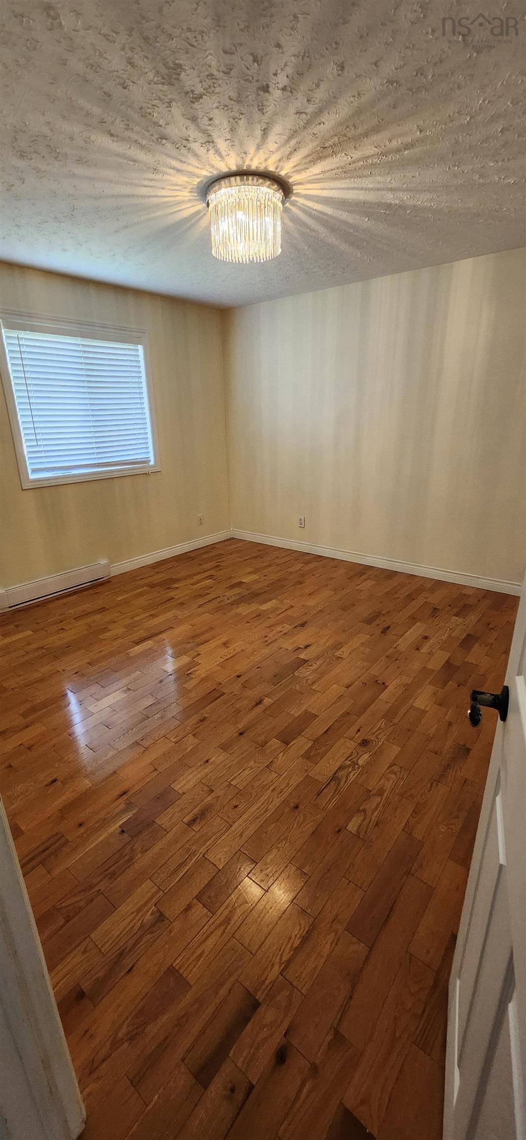 $399,900.00: 13 Lupin Lane, Tanglewood