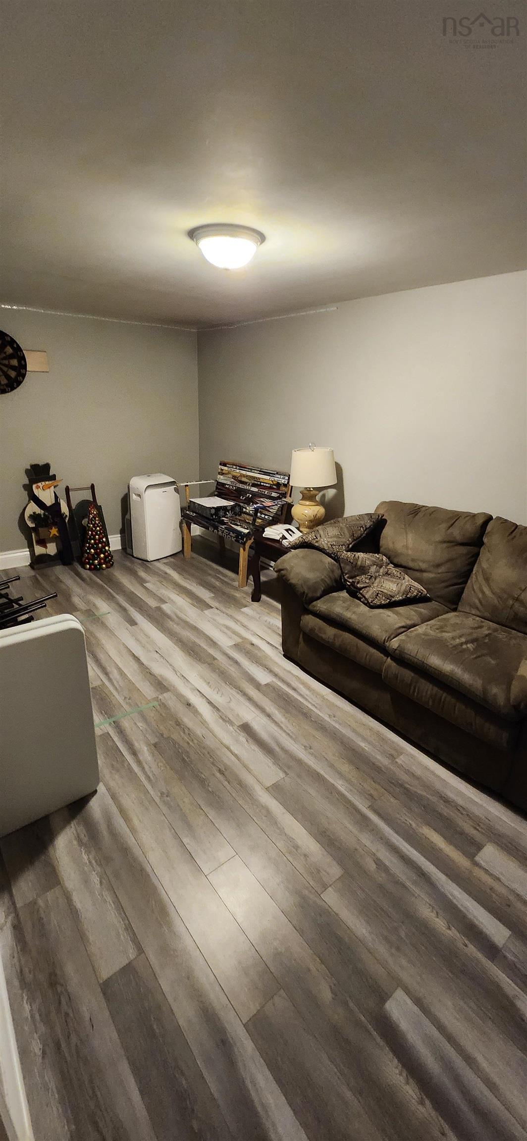 $399,900.00: 13 Lupin Lane, Tanglewood