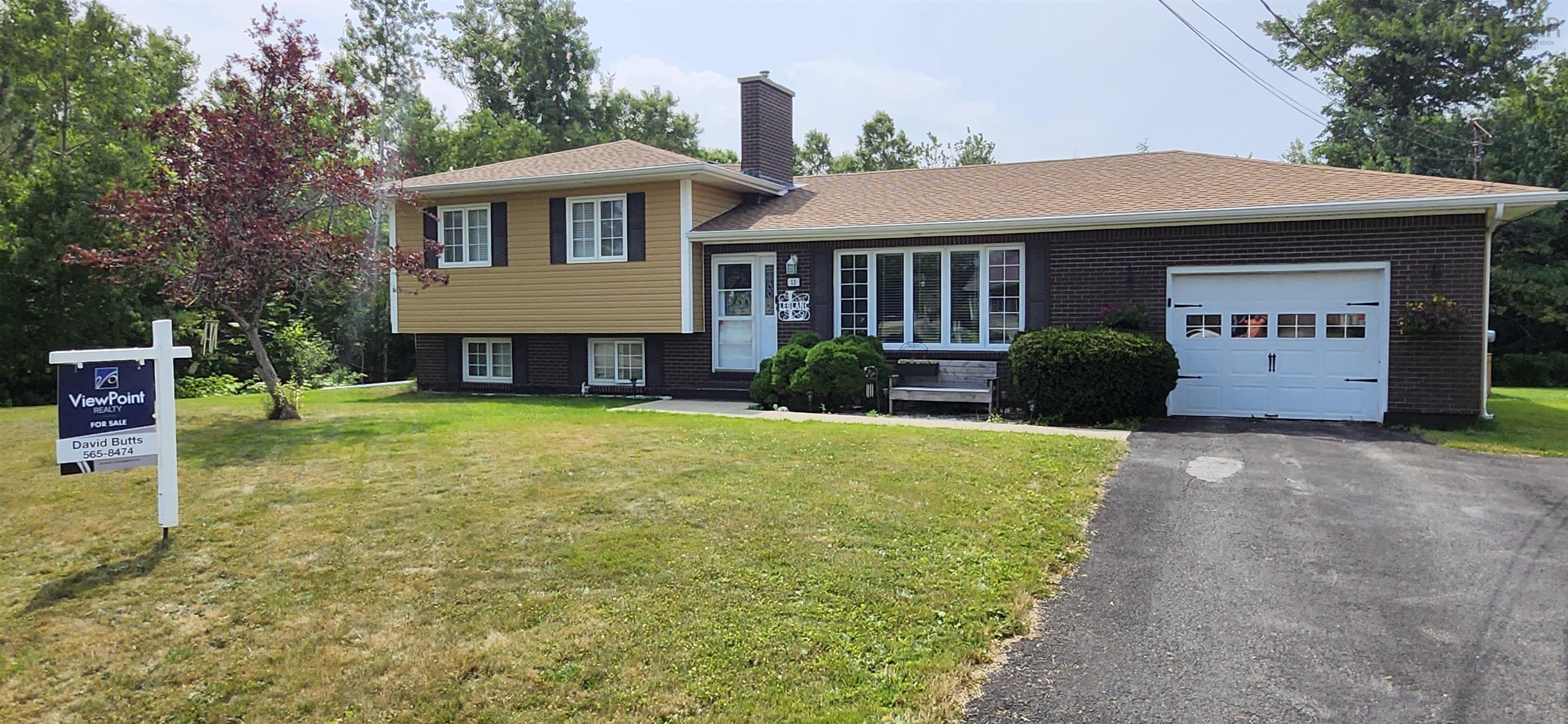 $399,900.00: 13 Lupin Lane, Tanglewood