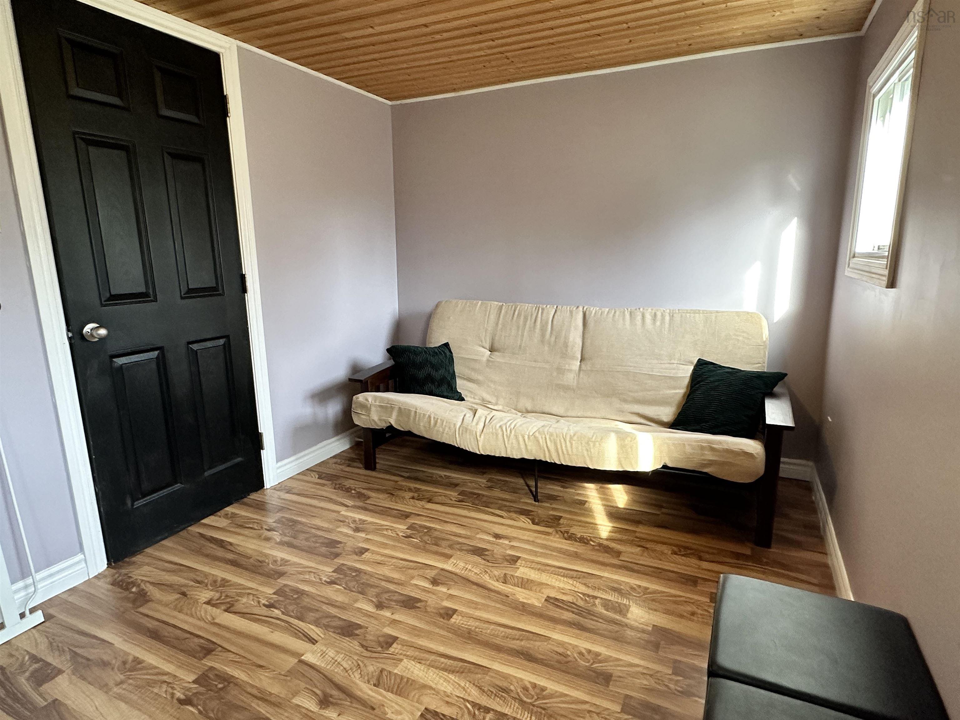 $175,000.00: 41 School Street, Sandy Point