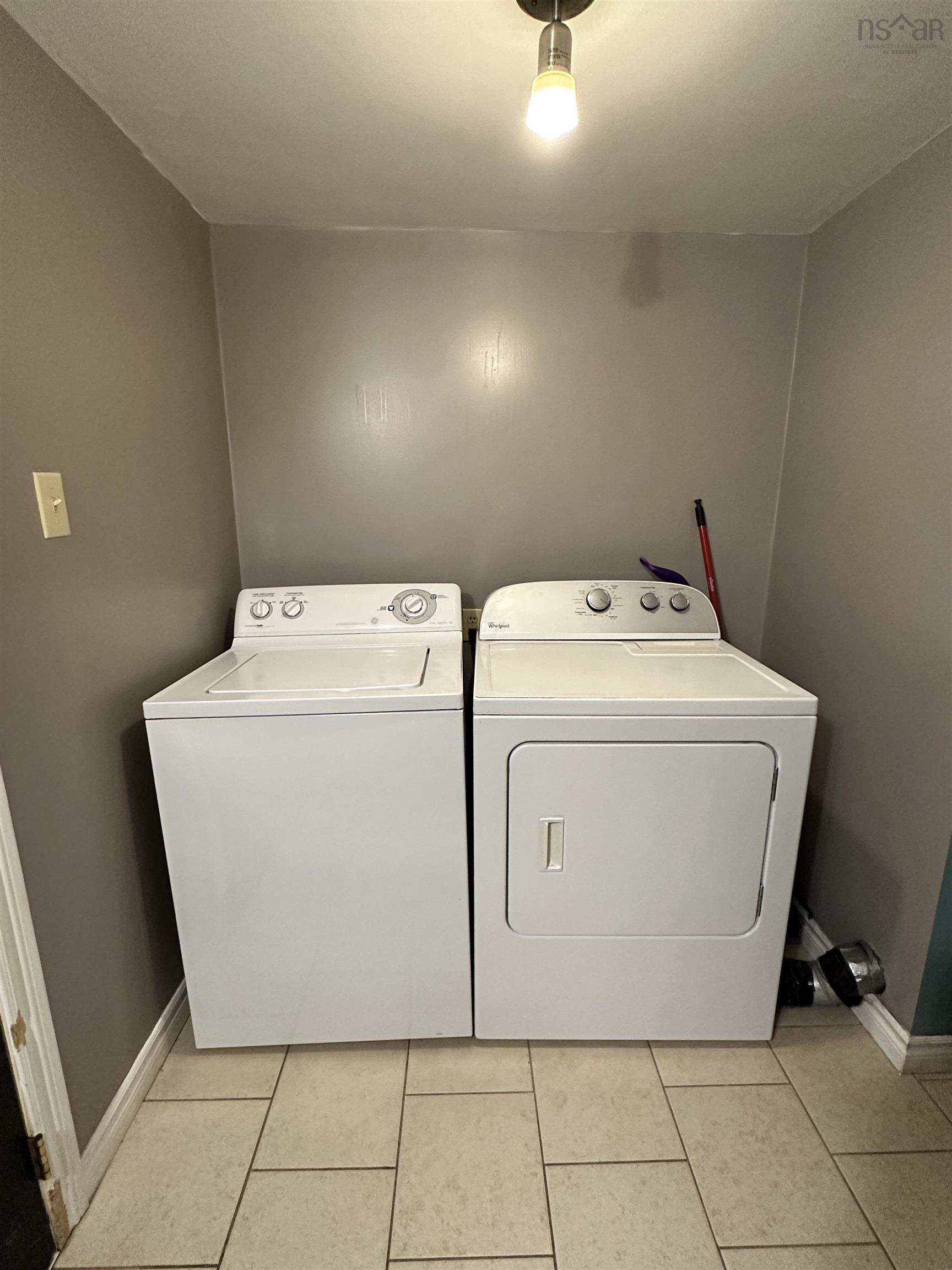 $175,000.00: 41 School Street, Sandy Point