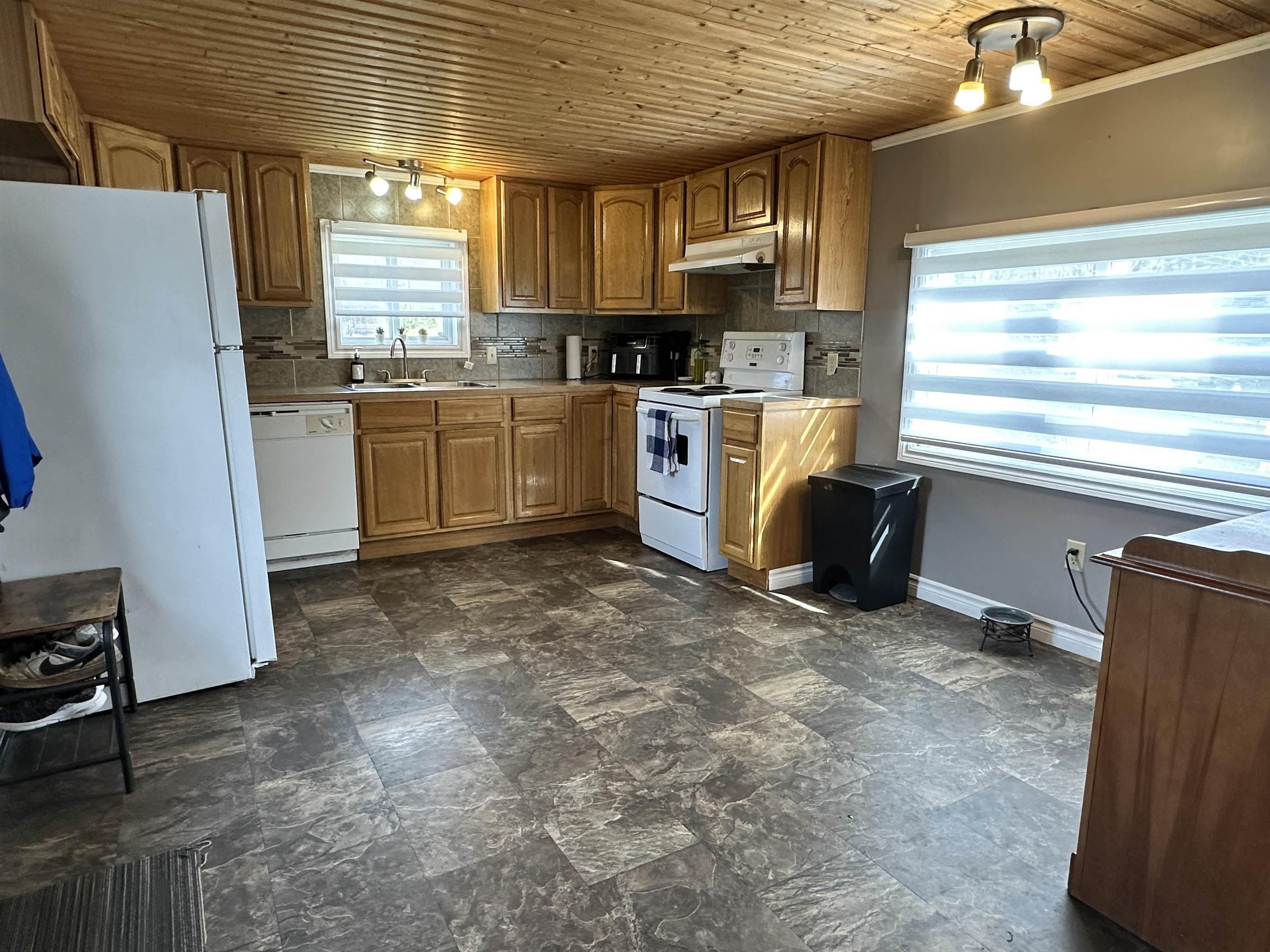 $175,000.00: 41 School Street, Sandy Point