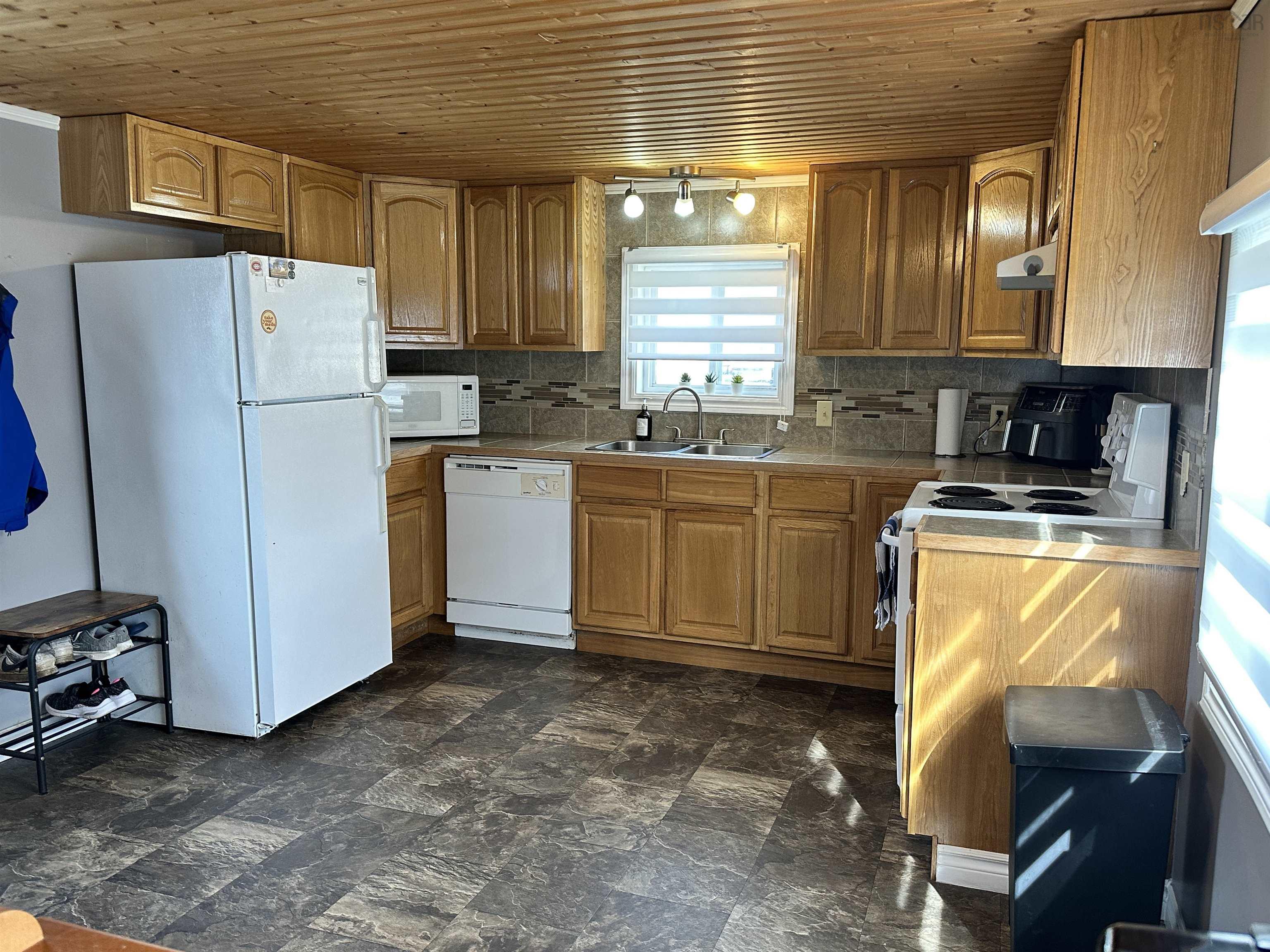 $175,000.00: 41 School Street, Sandy Point