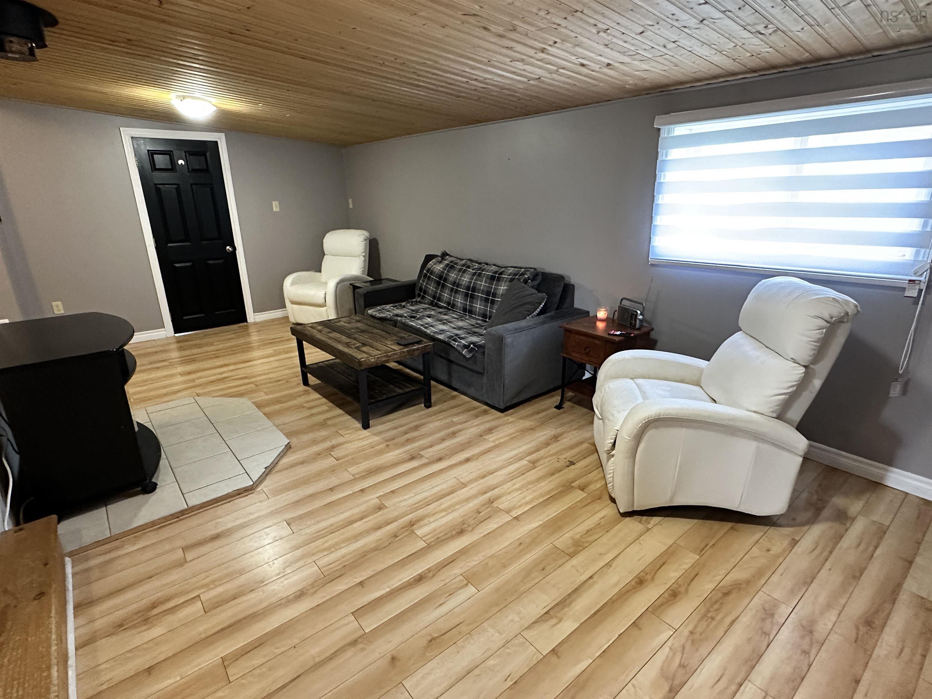 $175,000.00: 41 School Street, Sandy Point