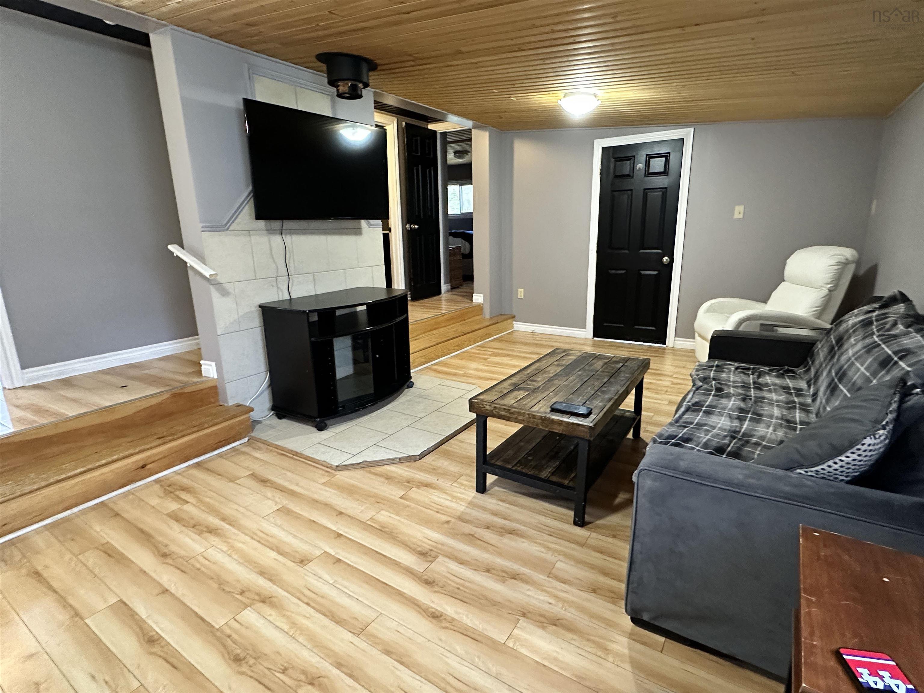 $175,000.00: 41 School Street, Sandy Point