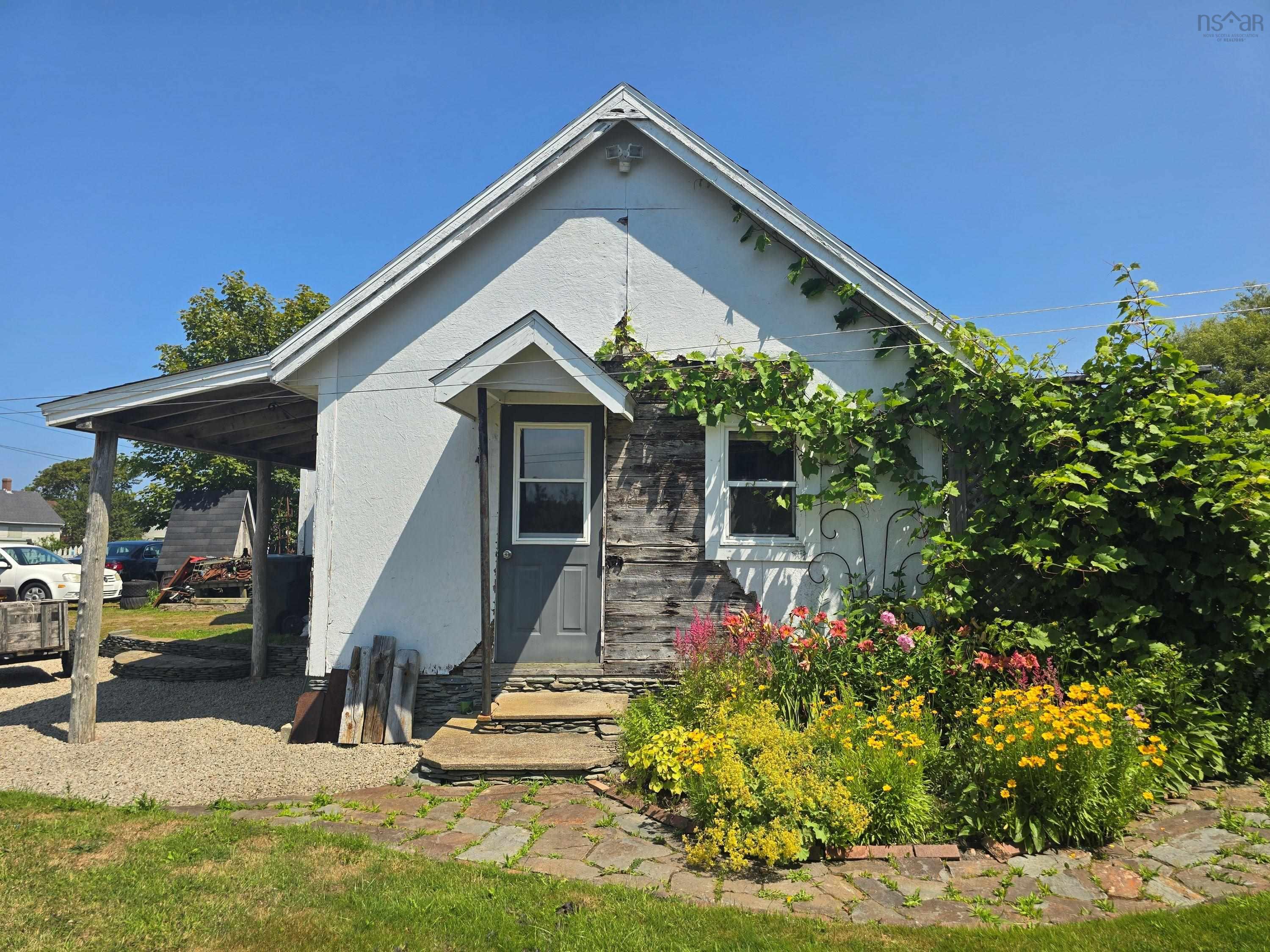 $237,000.00: 21 Charles Street, Port Maitland