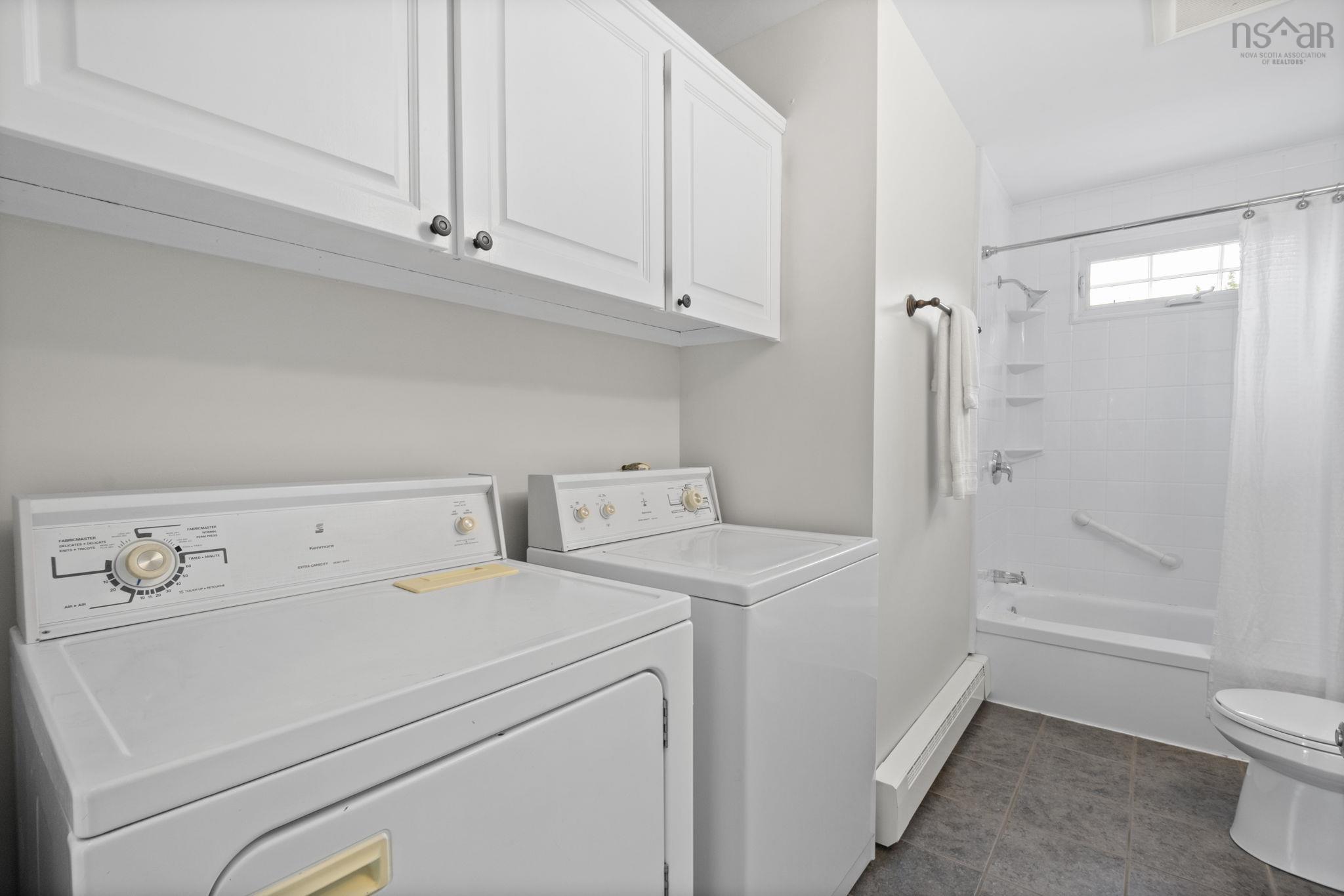 $549,900.00: 2515 Old Sambro Road, Williamswood