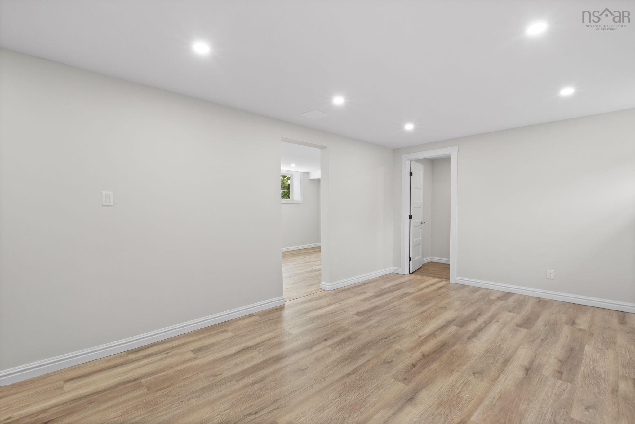 $549,900.00: 2515 Old Sambro Road, Williamswood