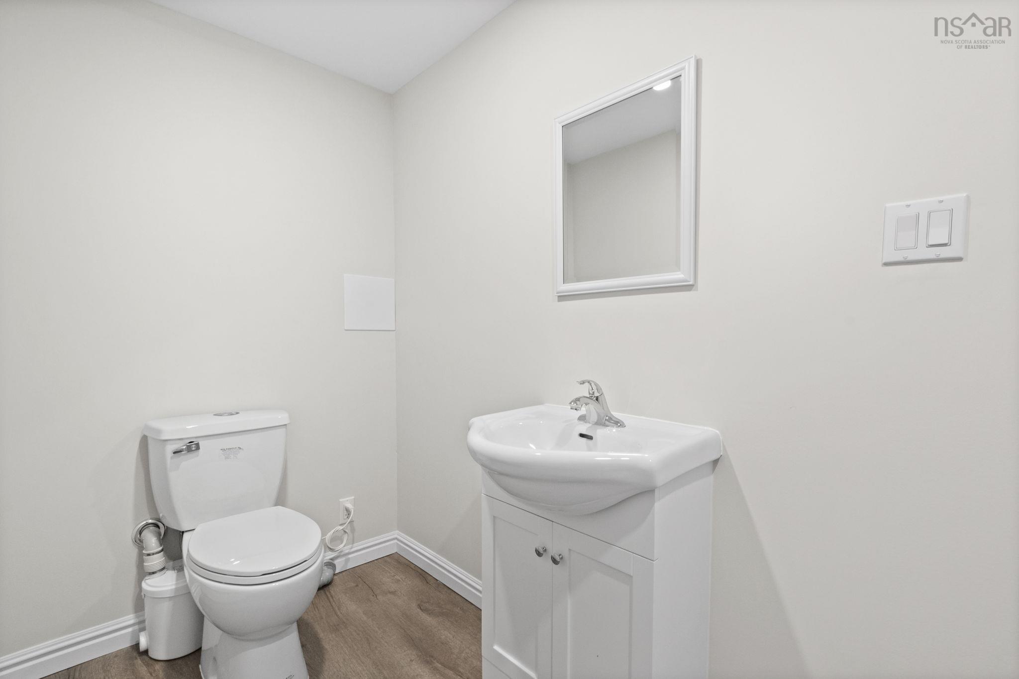 $549,900.00: 2515 Old Sambro Road, Williamswood