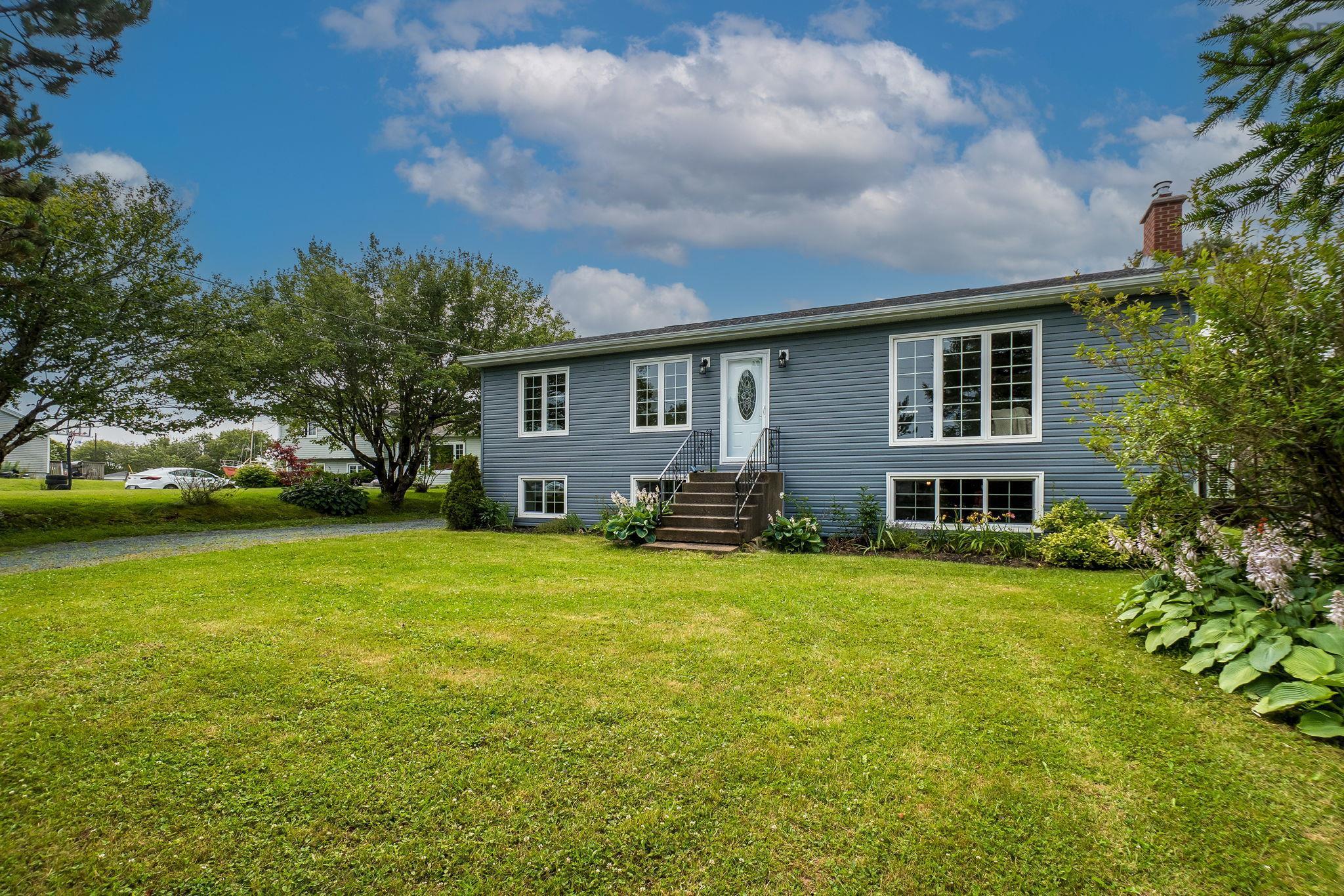 $549,900.00: 2515 Old Sambro Road, Williamswood