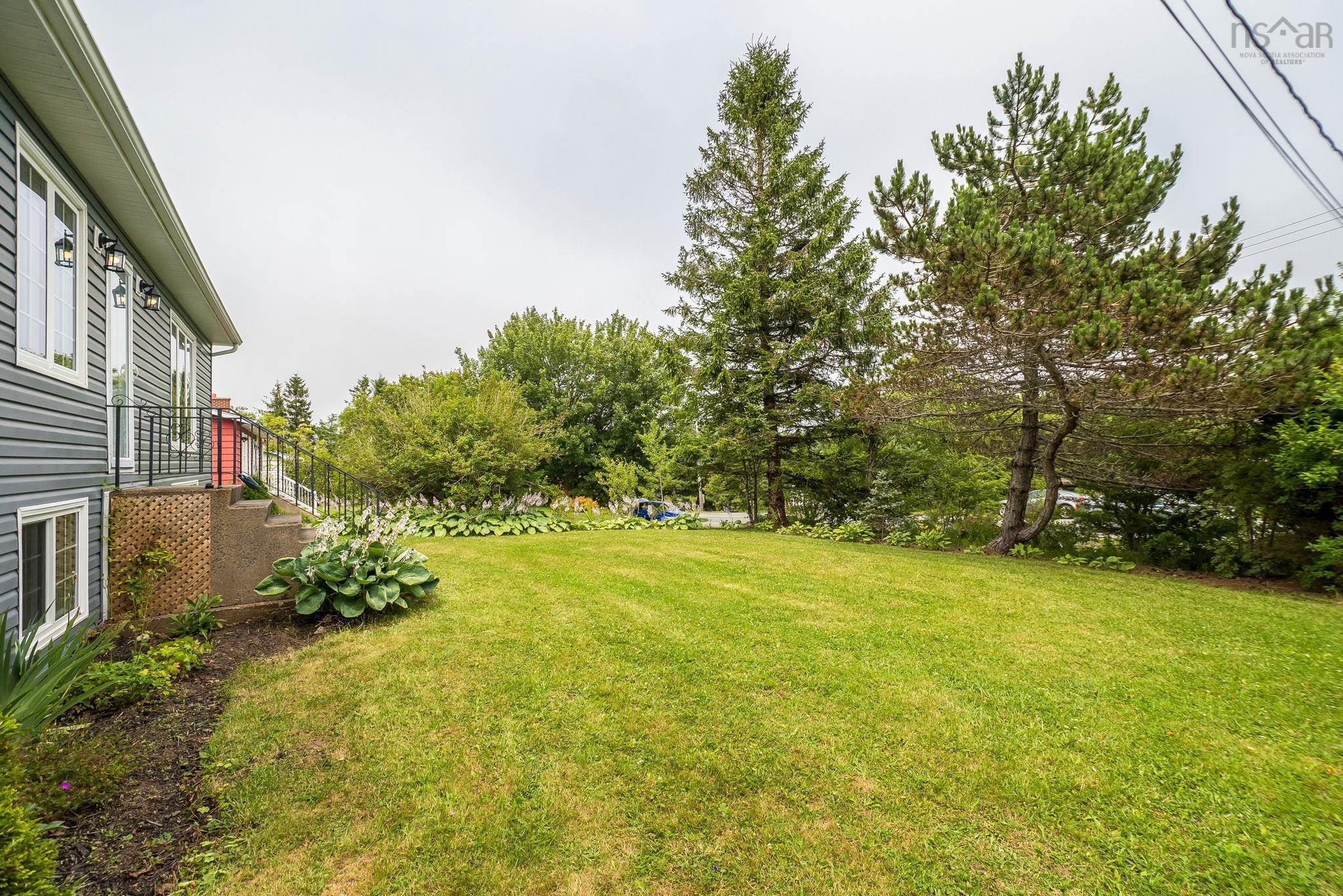 $549,900.00: 2515 Old Sambro Road, Williamswood