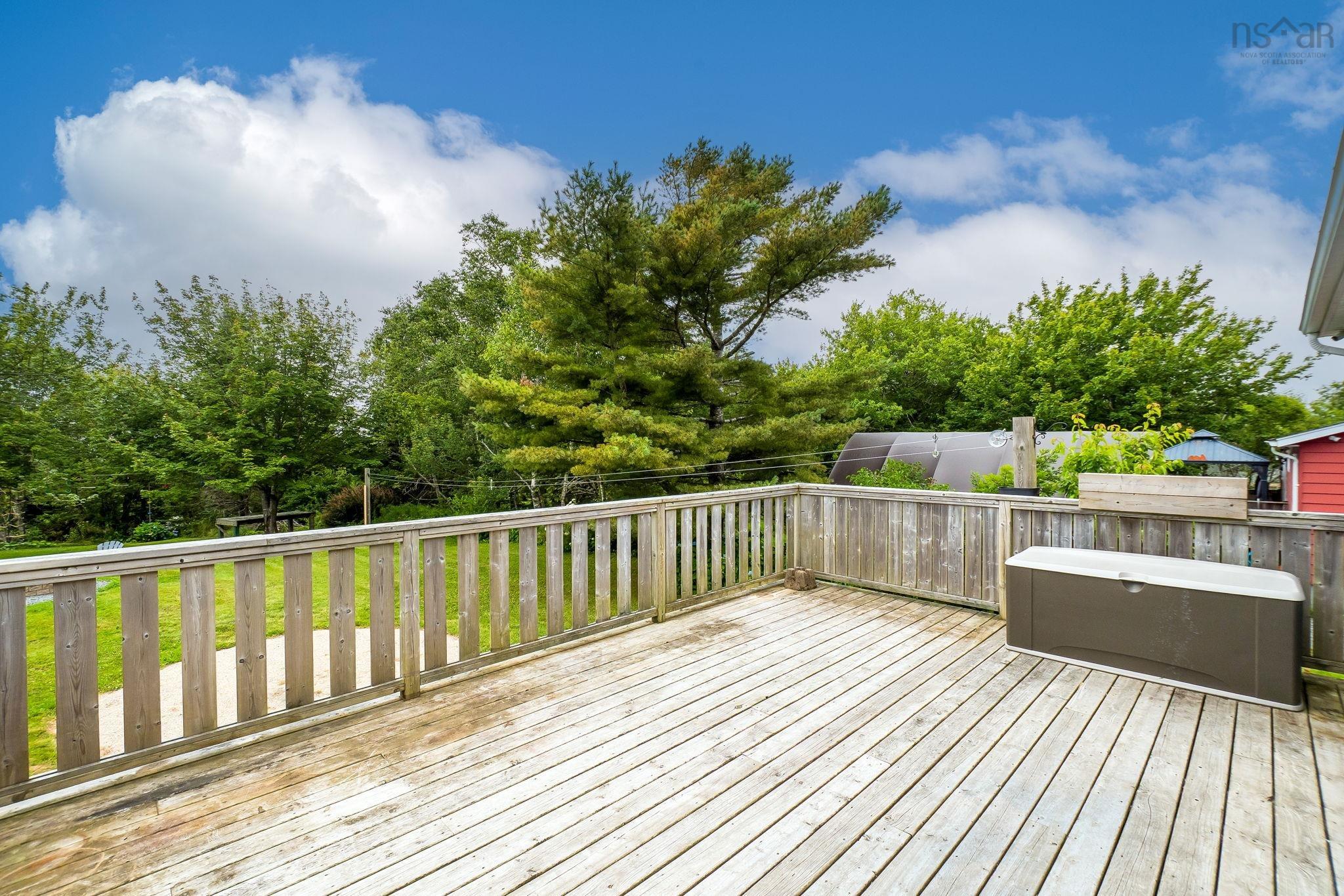 $549,900.00: 2515 Old Sambro Road, Williamswood