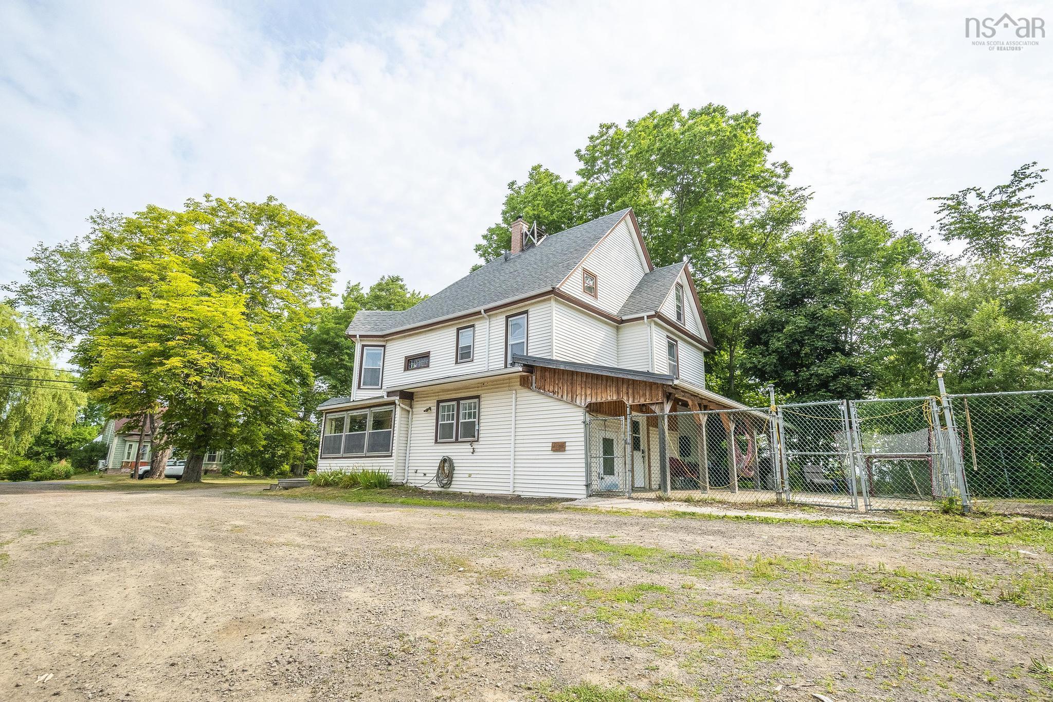 $285,000.00: 528 Granville St, Bridgetown