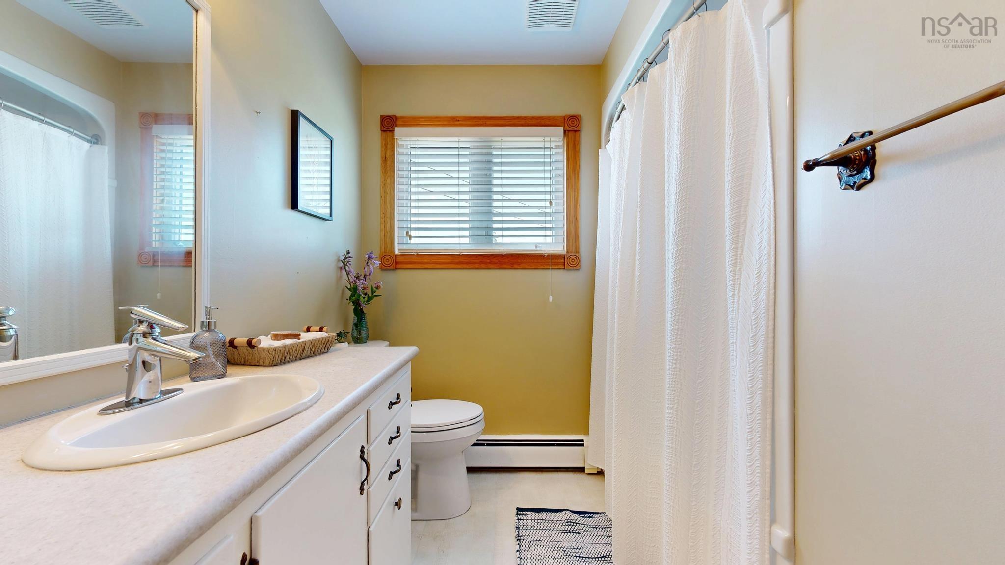 $389,000.00: 639 Highway 3 Highway, Lower East Pubnico