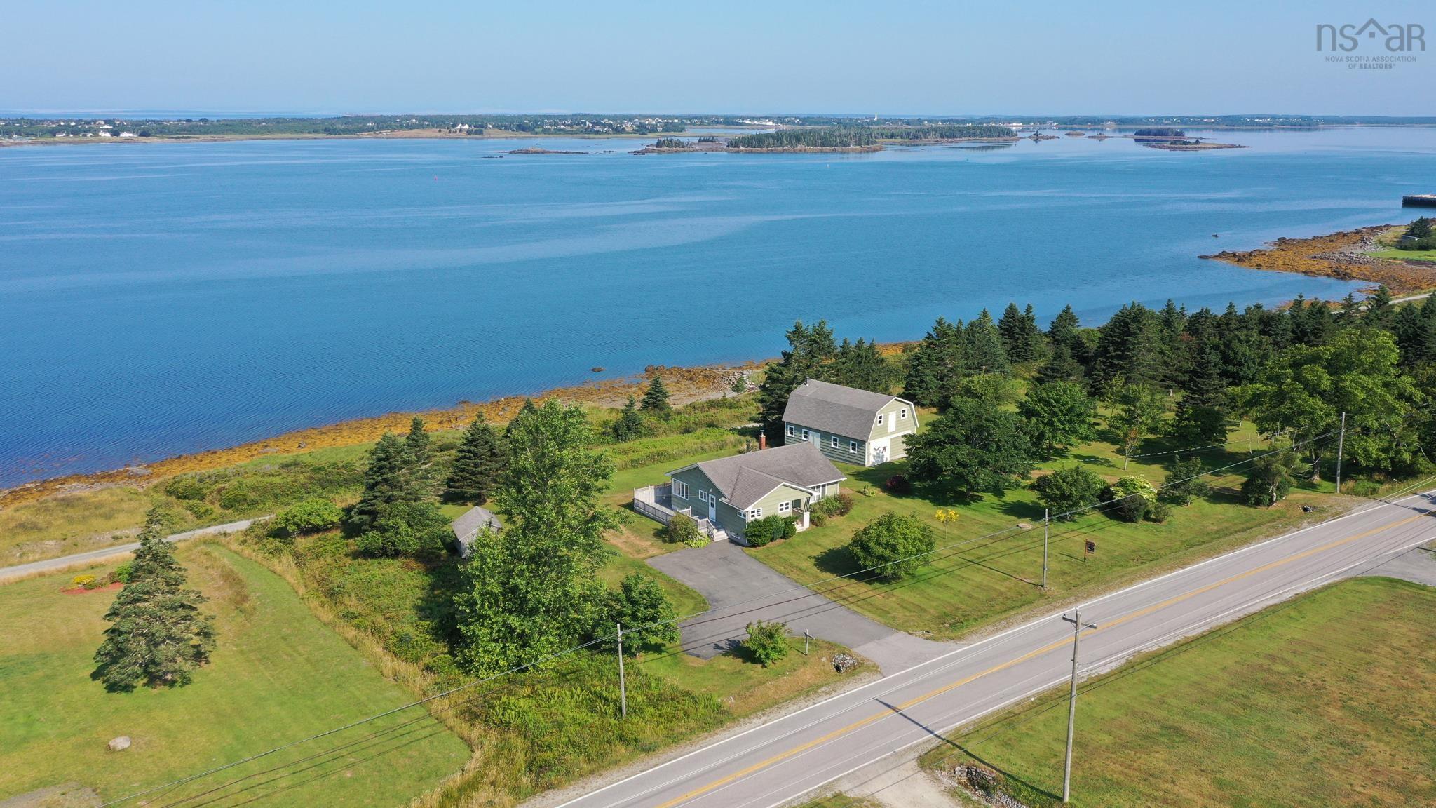 $389,000.00: 639 Highway 3 Highway, Lower East Pubnico