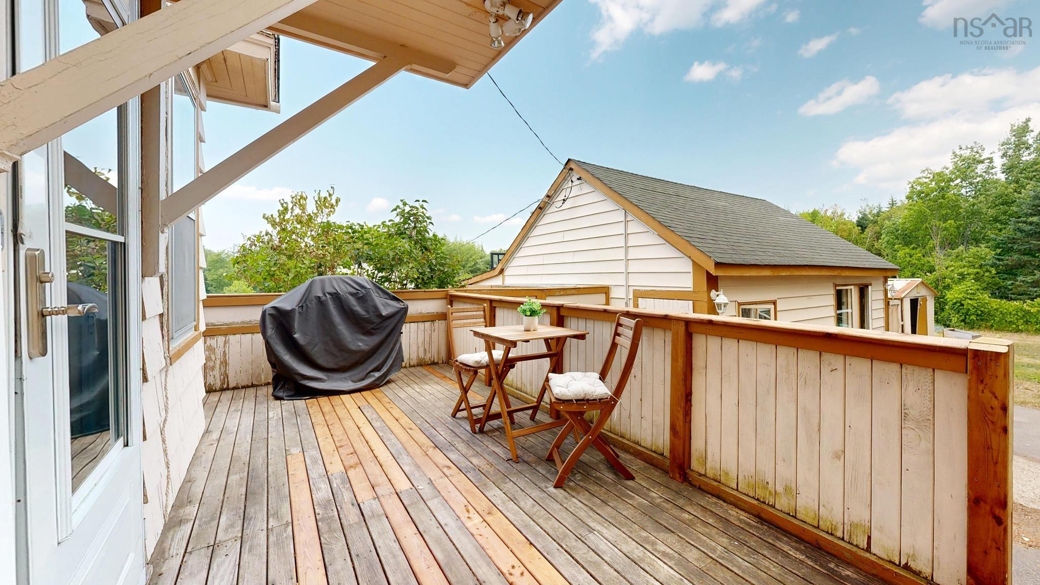 $399,900.00: 5065 Highway 1, Waterville