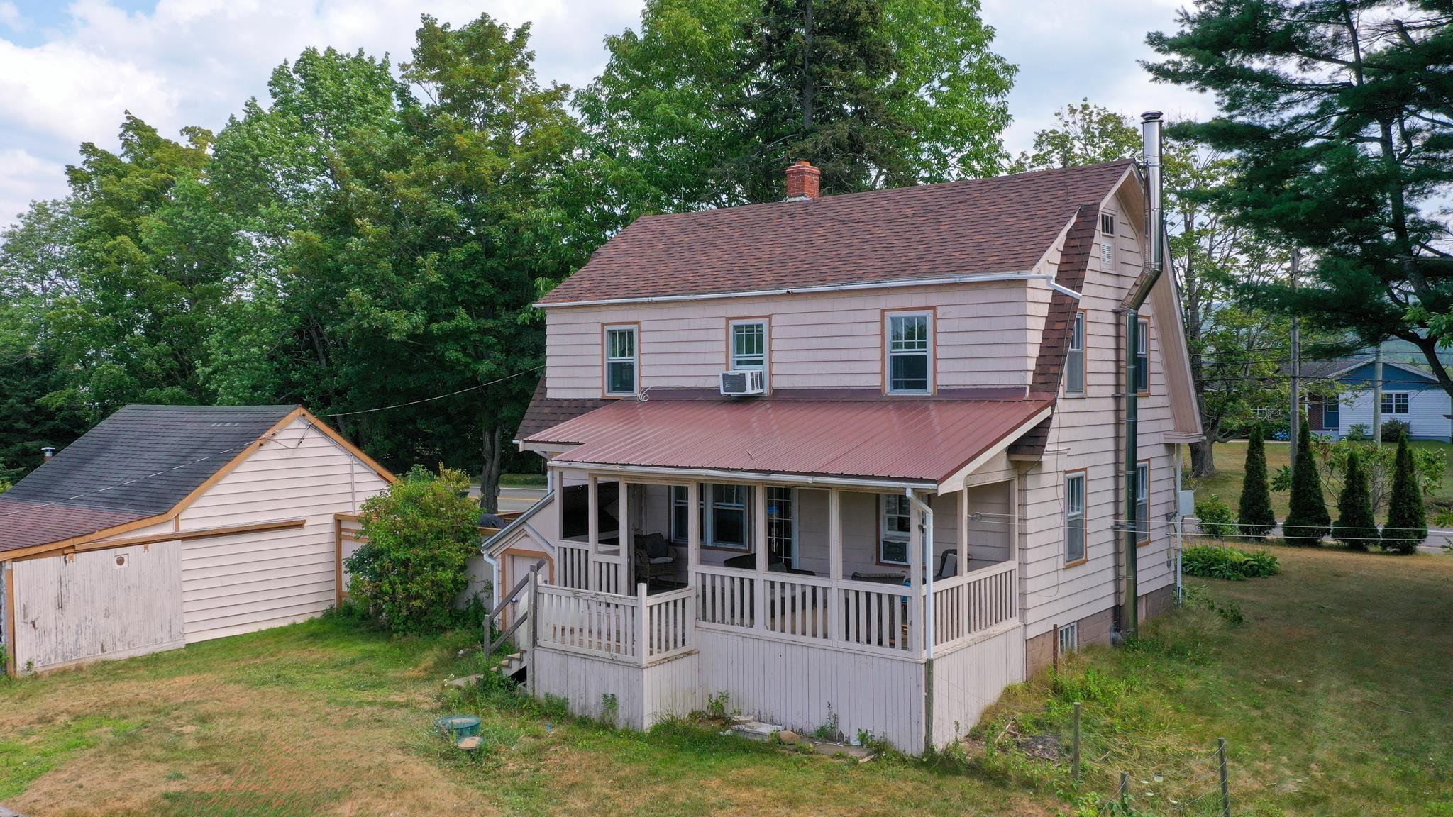 $399,900.00: 5065 Highway 1, Waterville